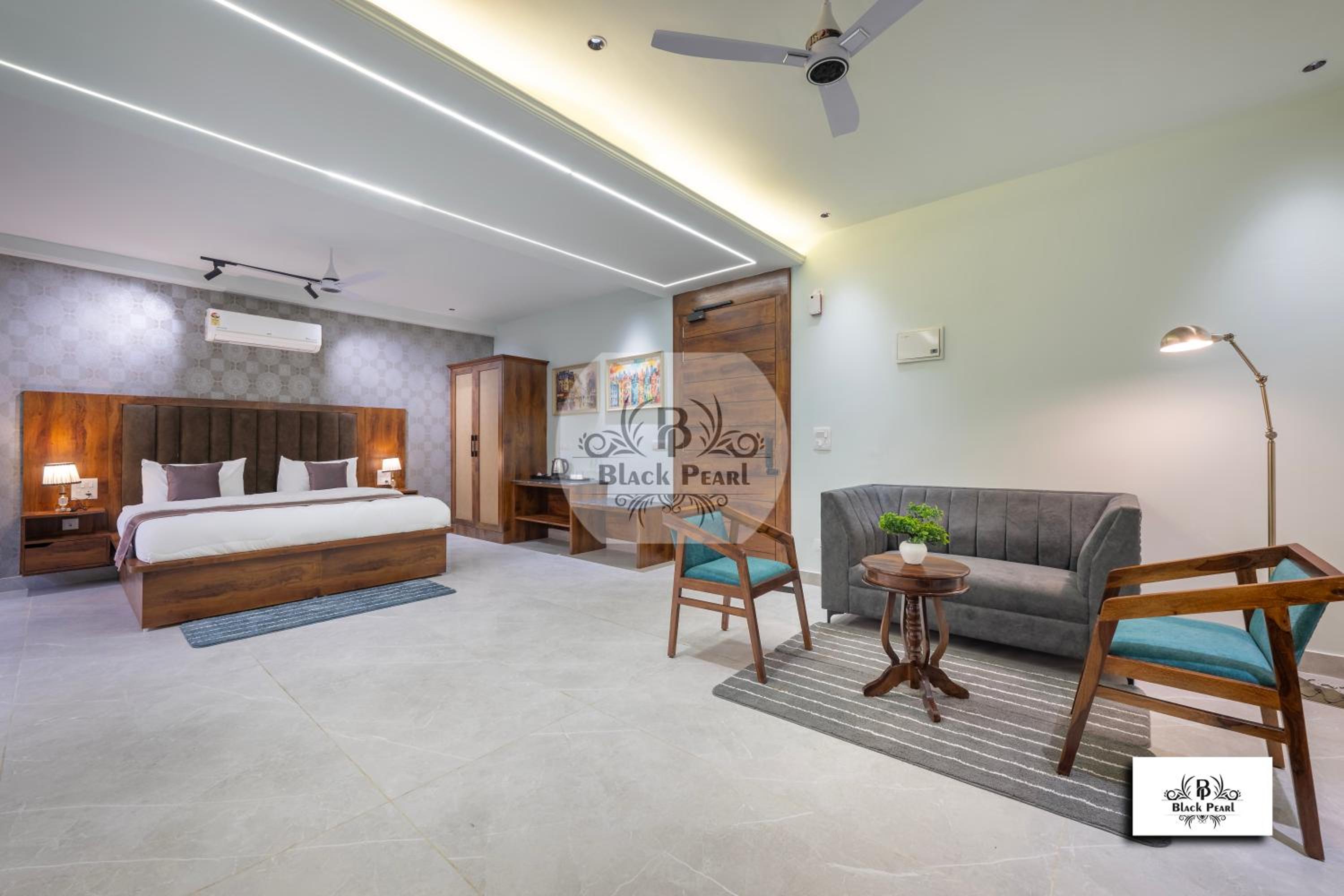 King Suite with Balcony
