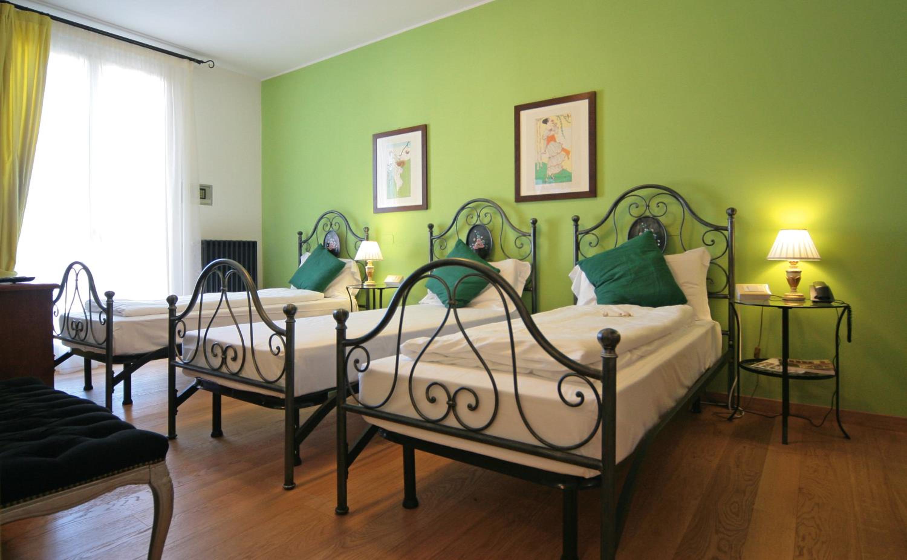 Triple Room - Photo 5