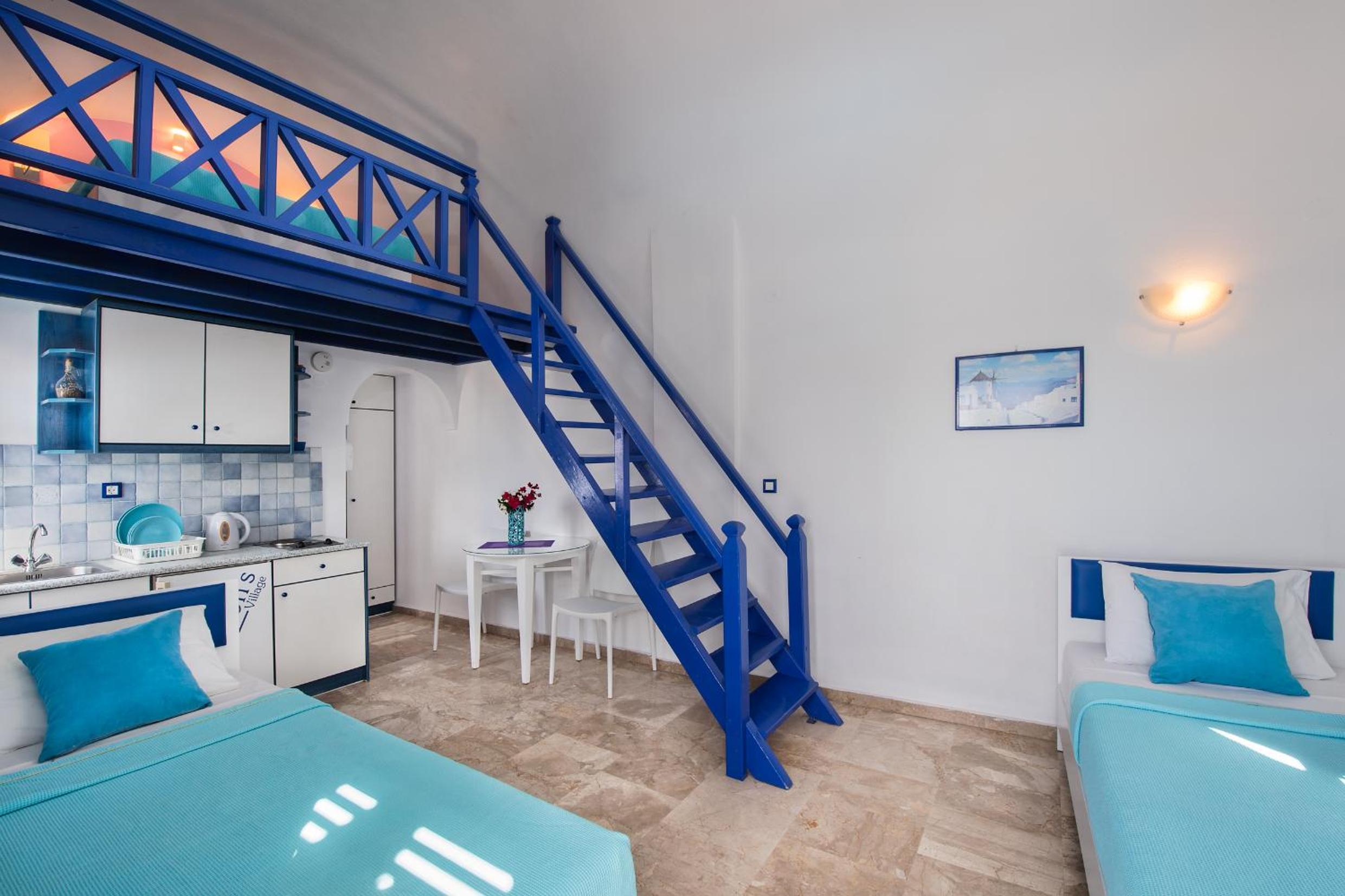 Apartment - Split Level - Photo 8