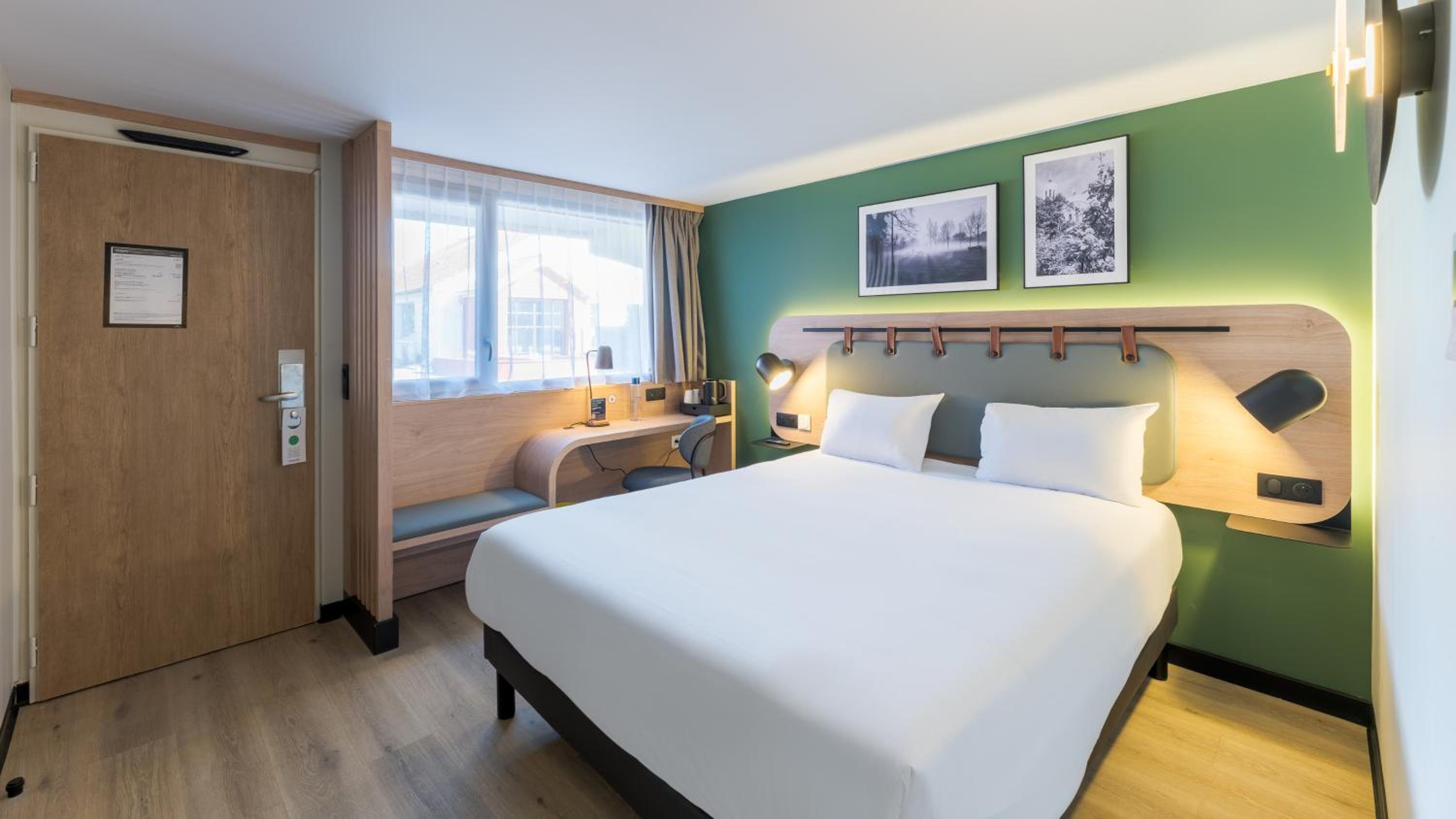 Deluxe Room With Private Garden - Photo 2