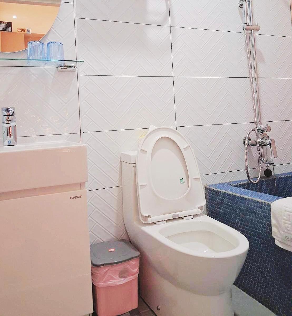 Double Room with Private Bathroom photo 1