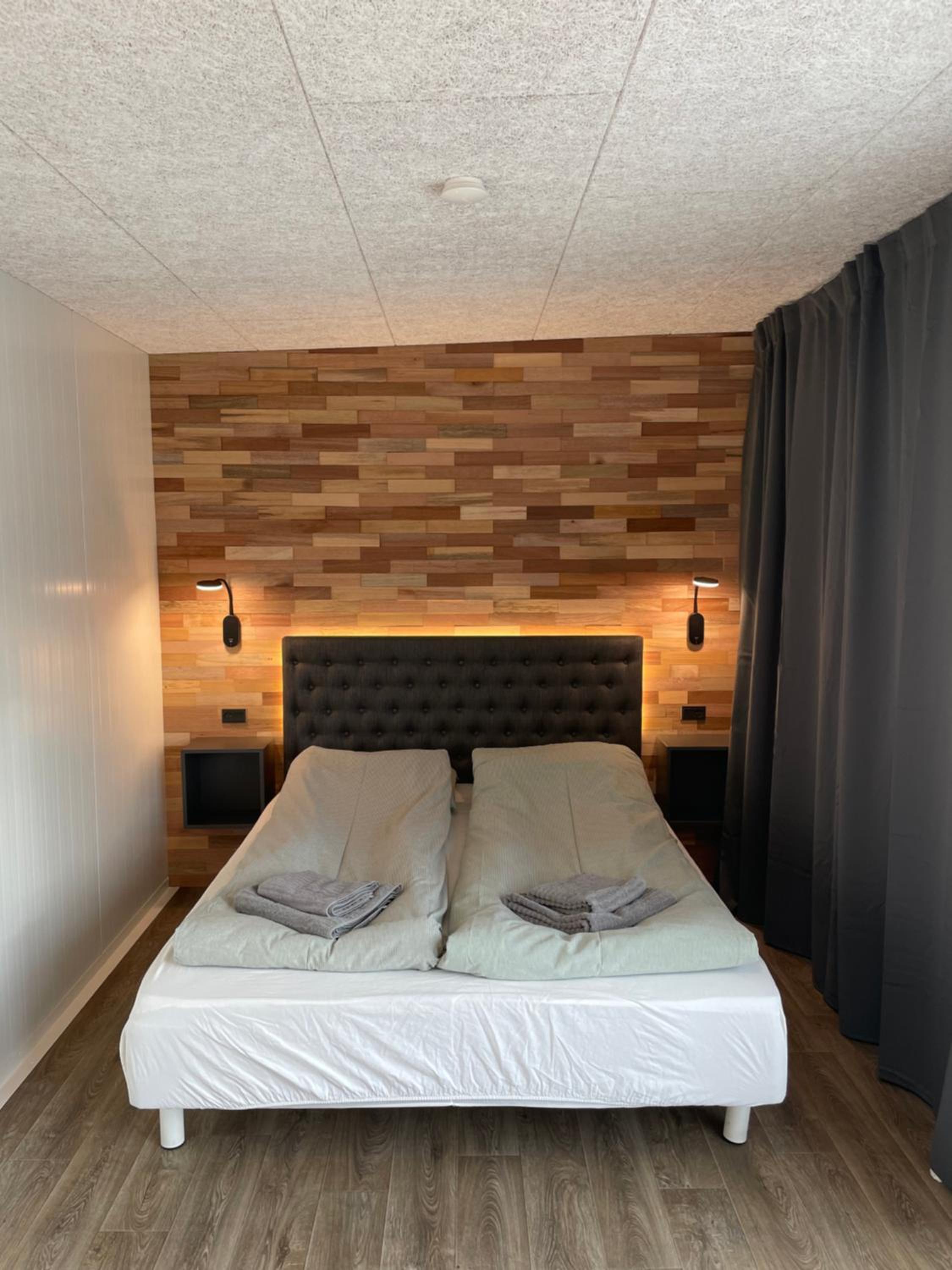 Double Room with Private Bathroom - Photo 3
