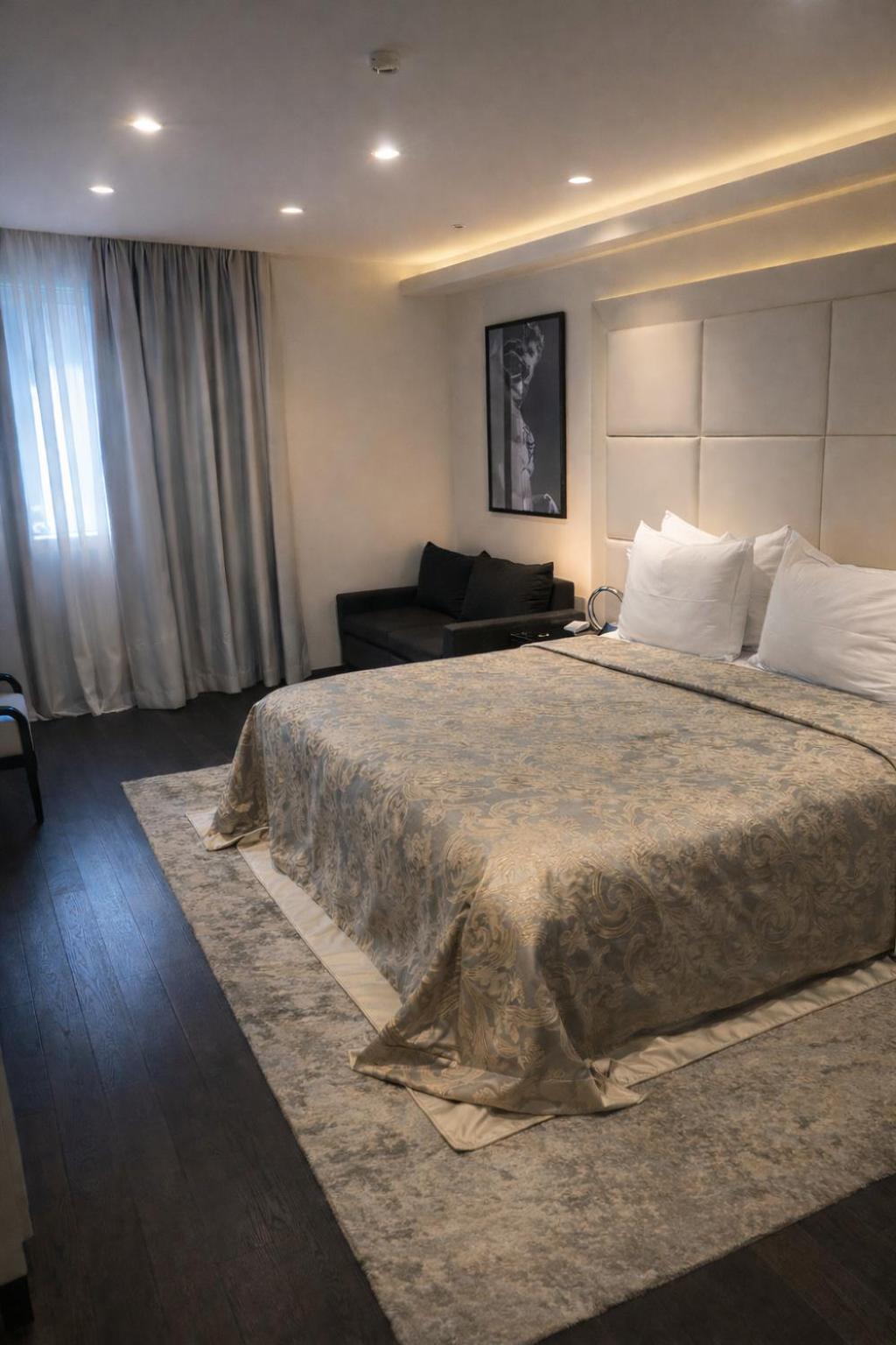 Classic Triple Room - Photo 1