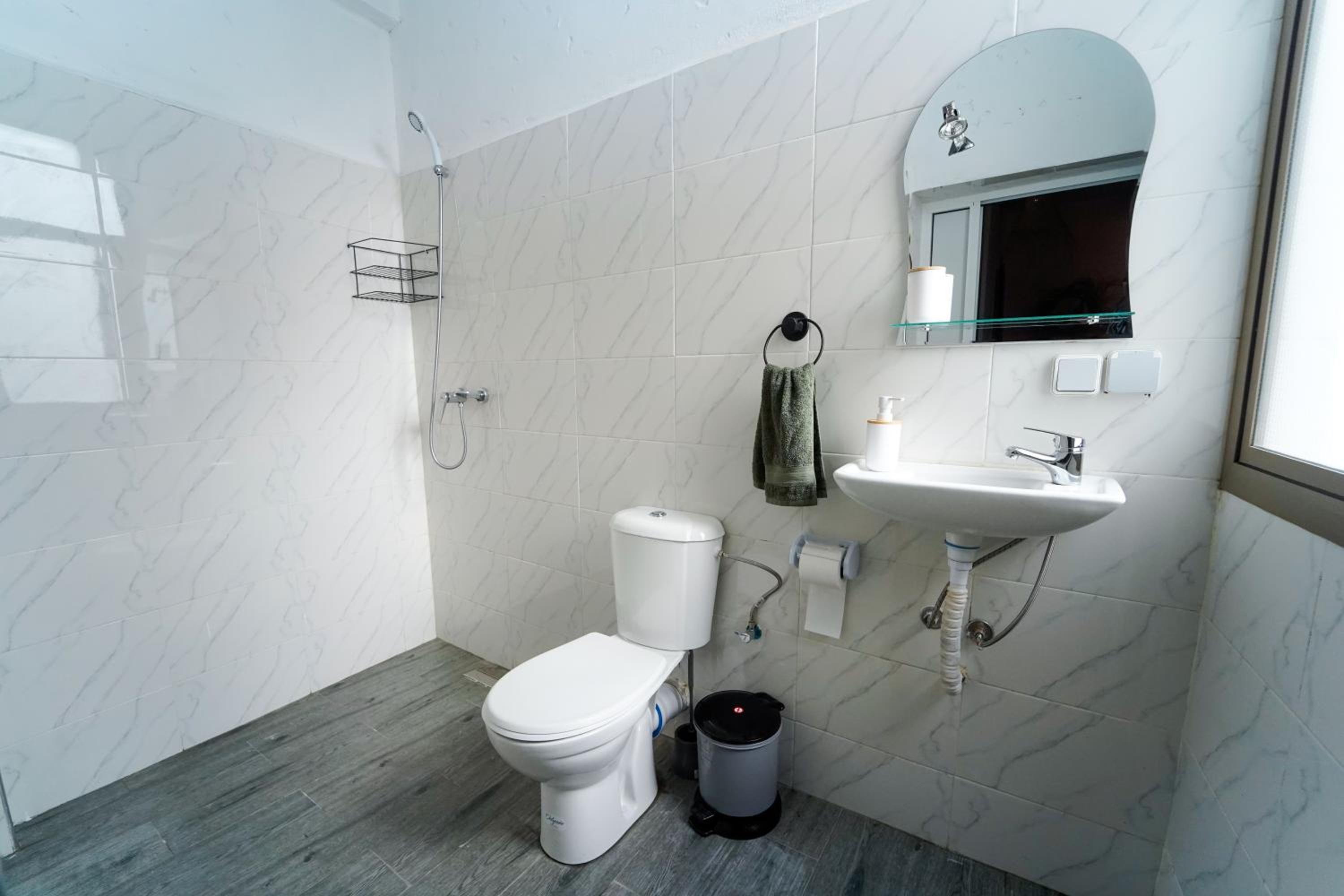 Double Room with Private External Bathroom photo 3