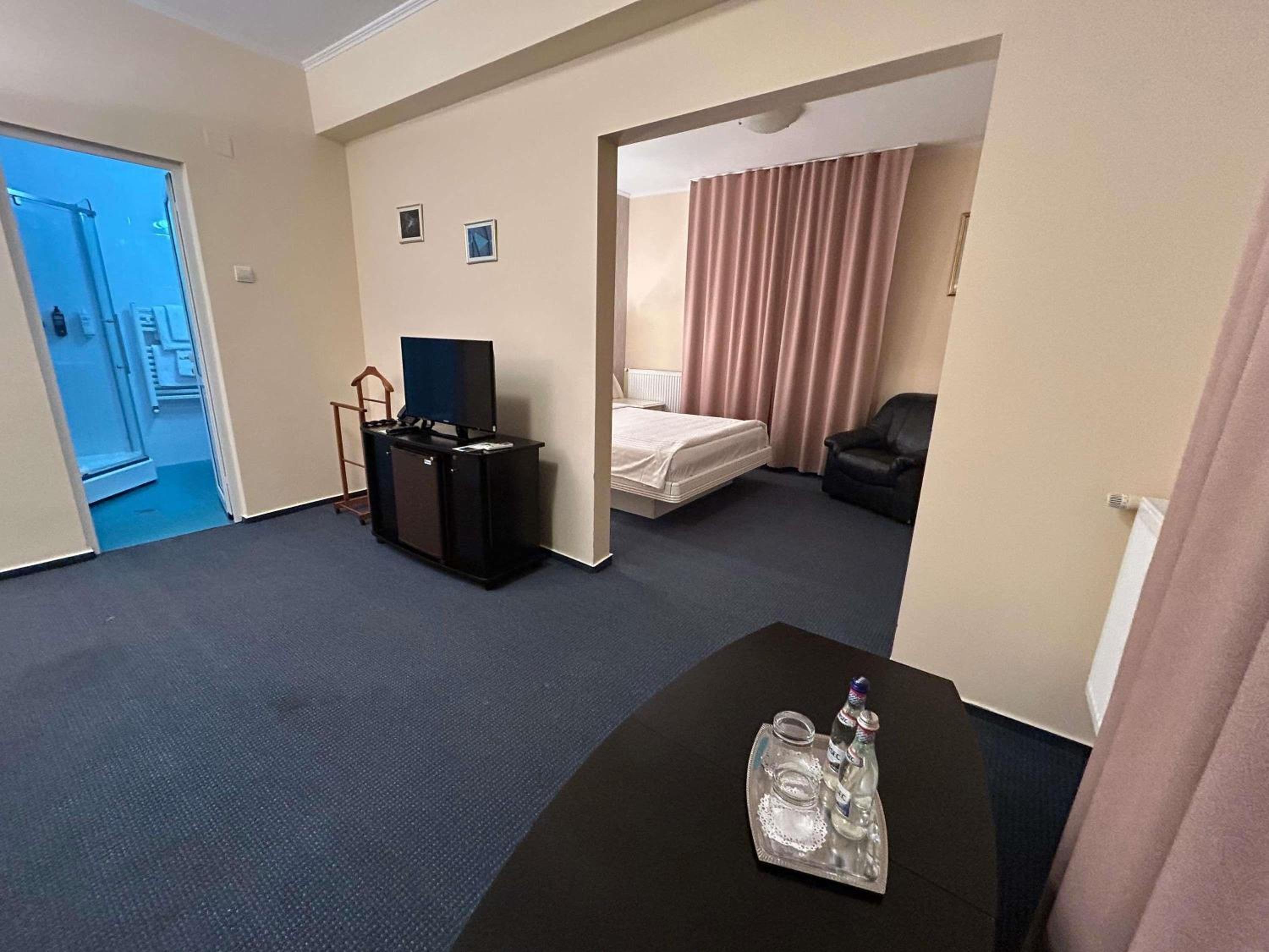 Suite with One Double Bed photo 2