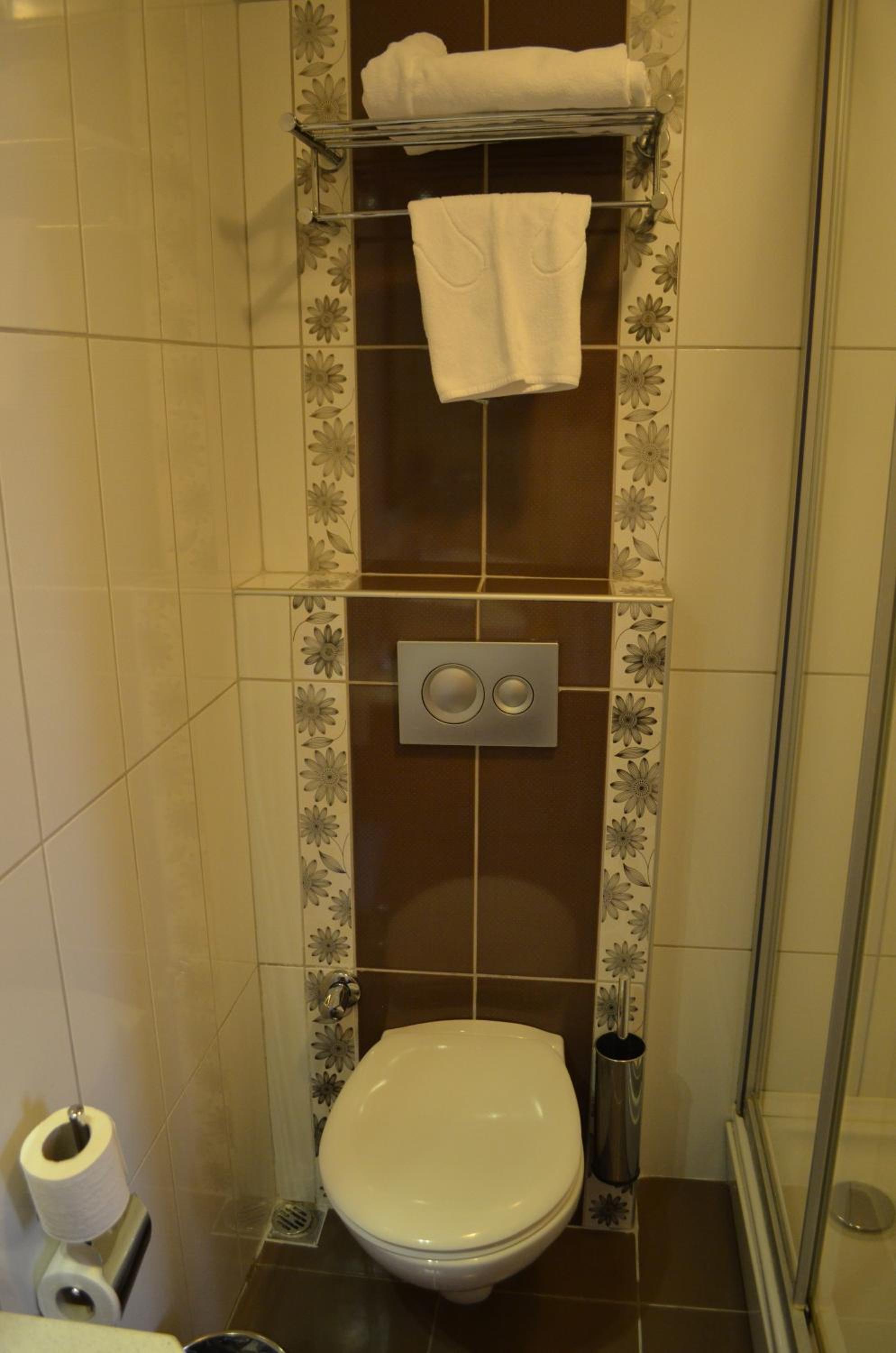 Standard Double Room - Photo 2