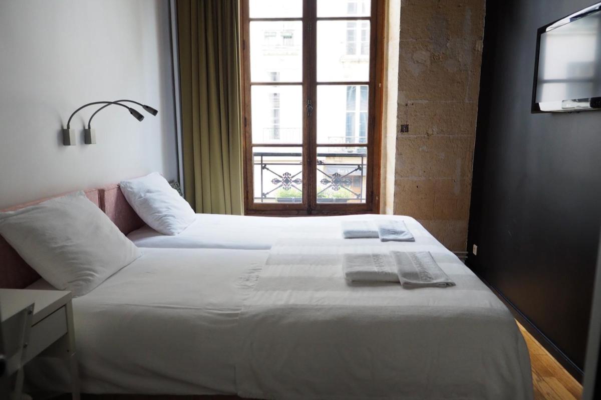 Double or Twin Room photo 2