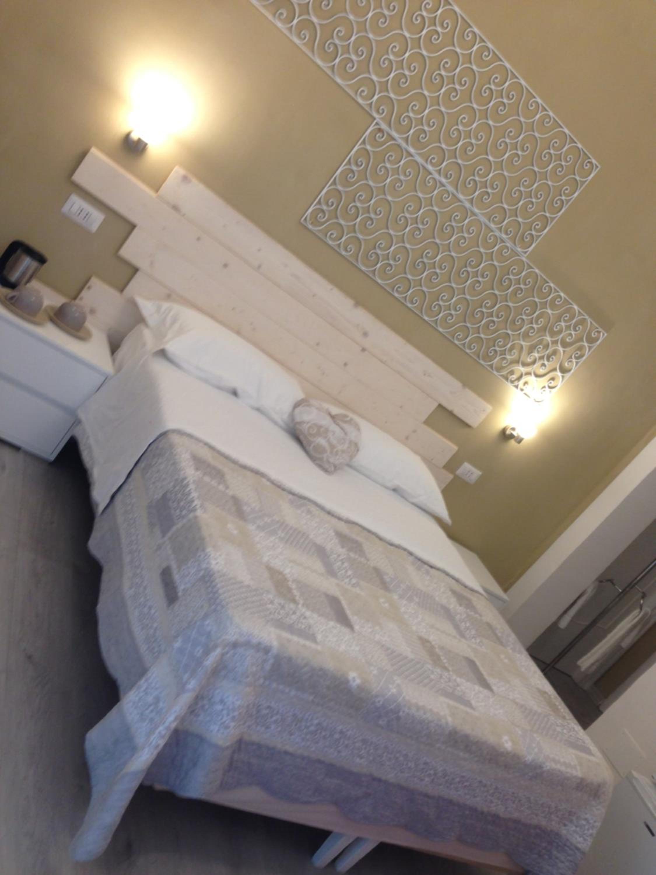 Deluxe Triple Room - Photo 14