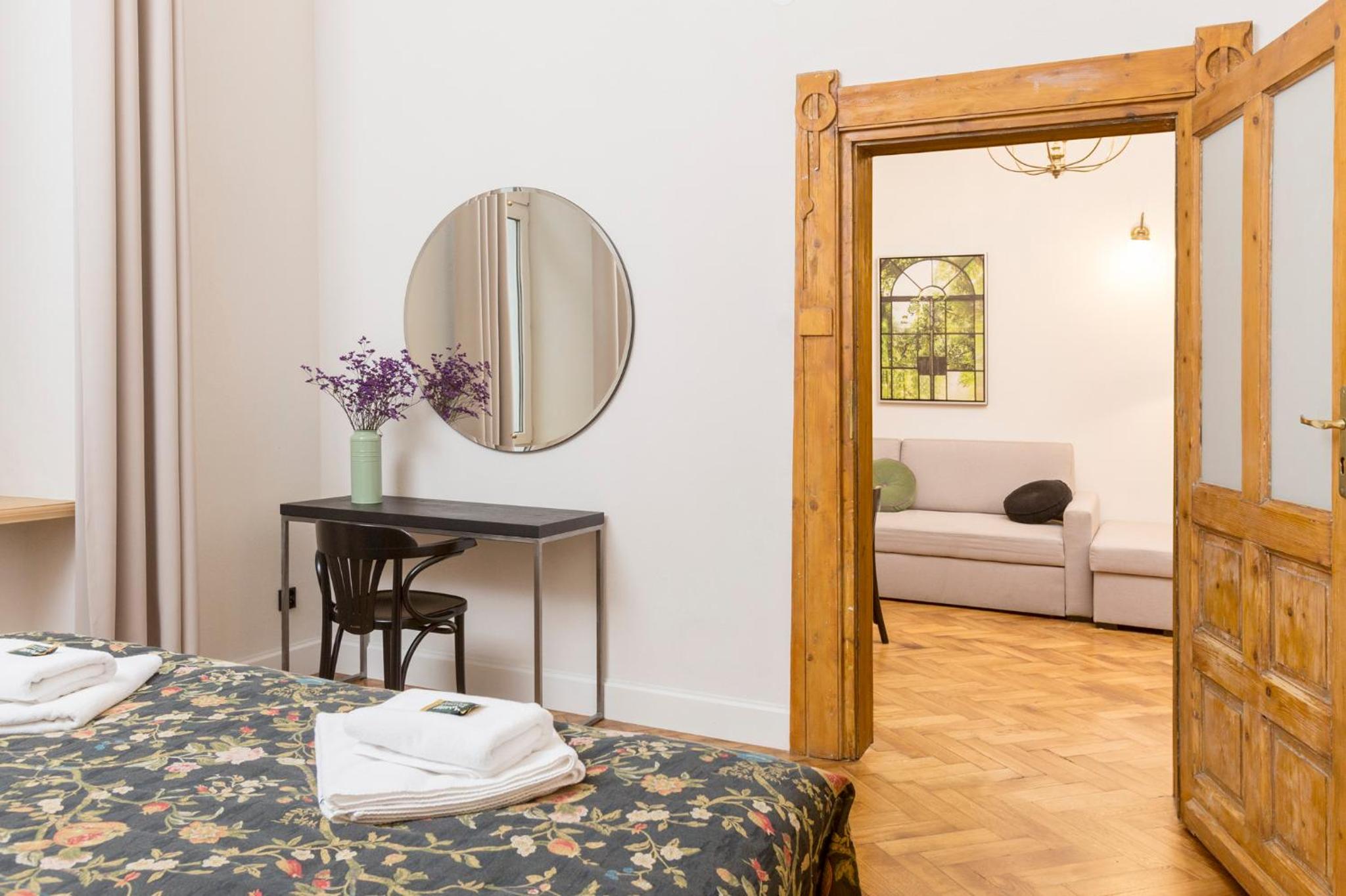 Two bedrooms Apartment (6 adults) photo 3