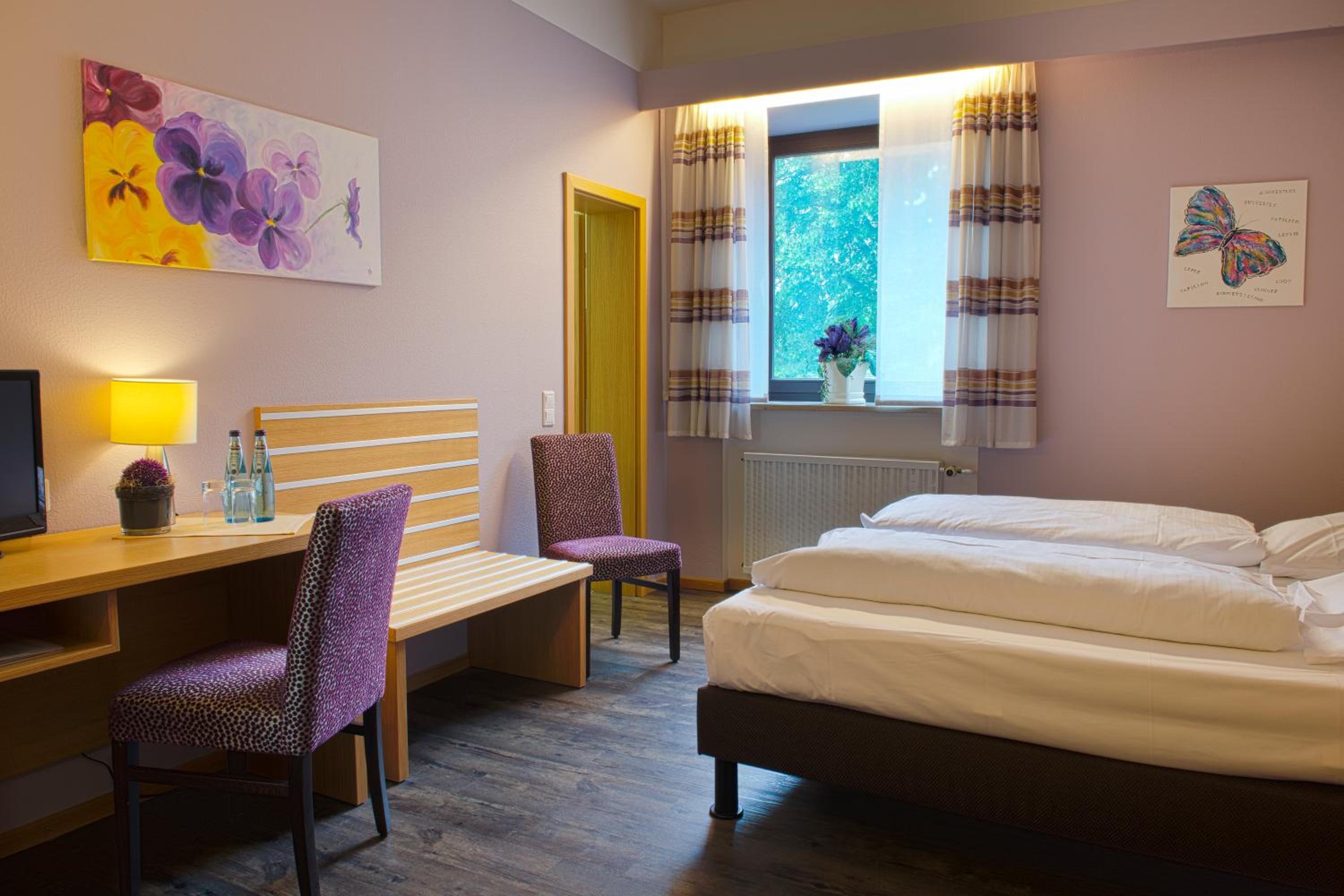 Double Room with Private Bathroom - Photo 1