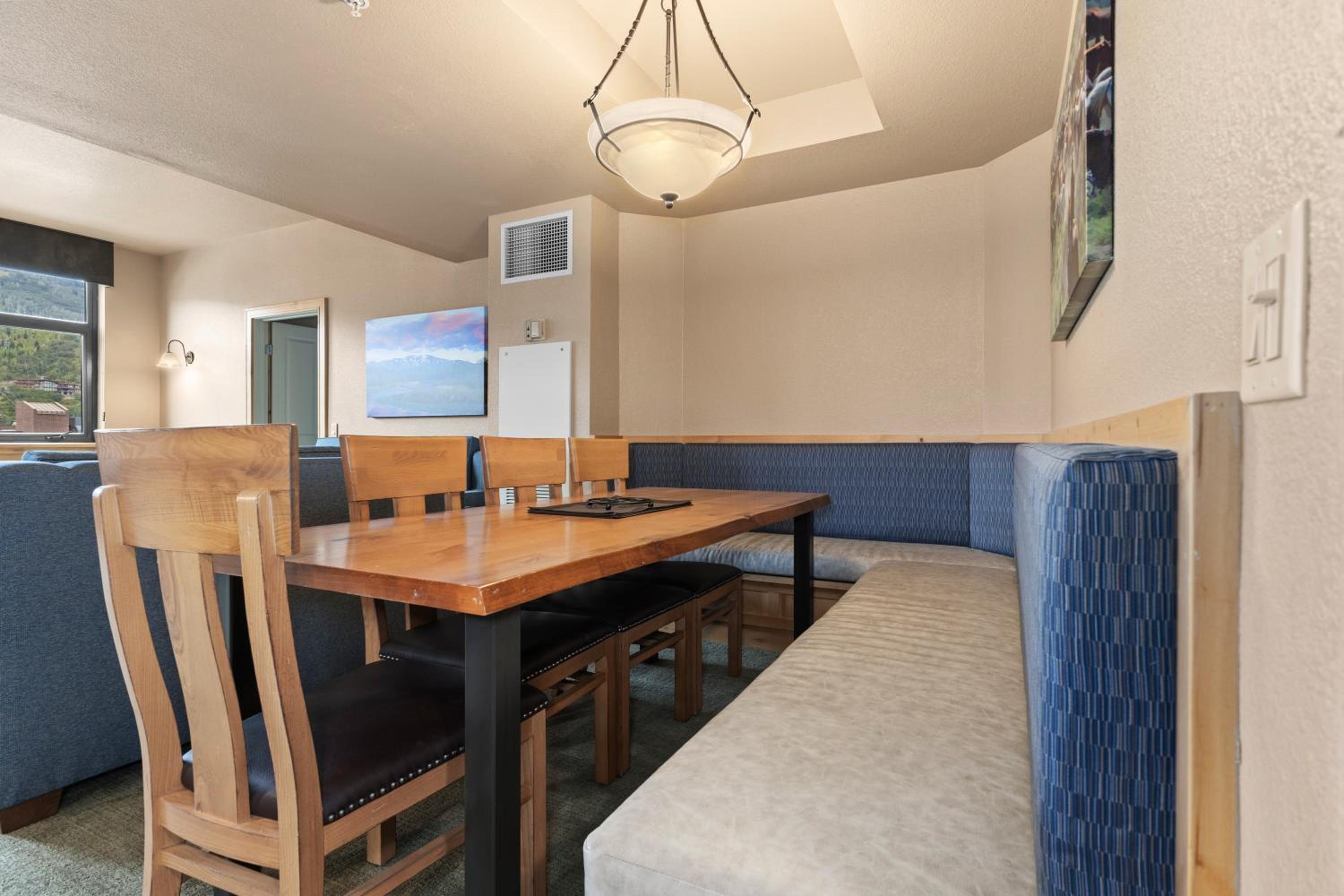 Three-Bedroom Standard Apartment