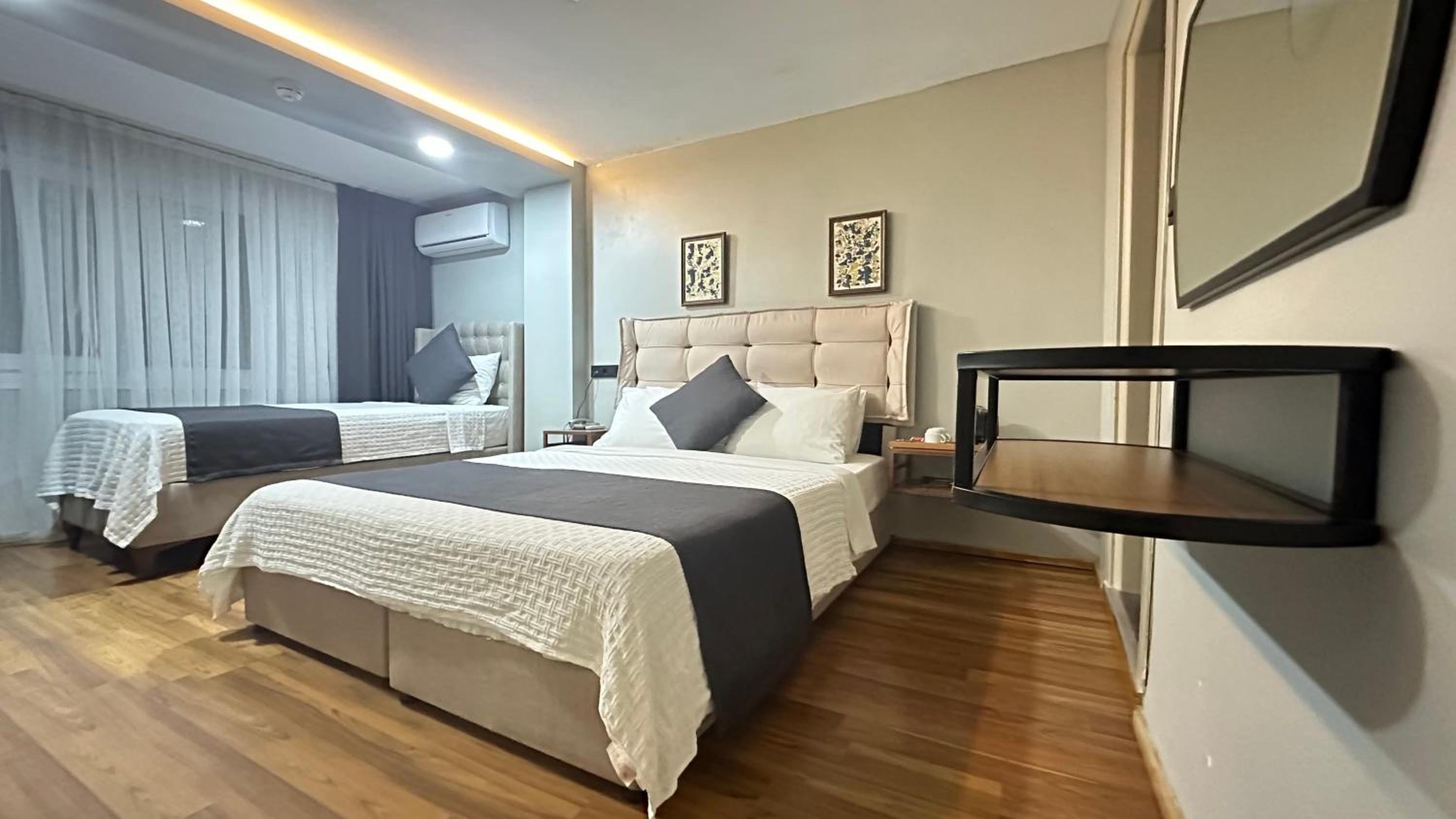 Double Room with Sea View photo 1
