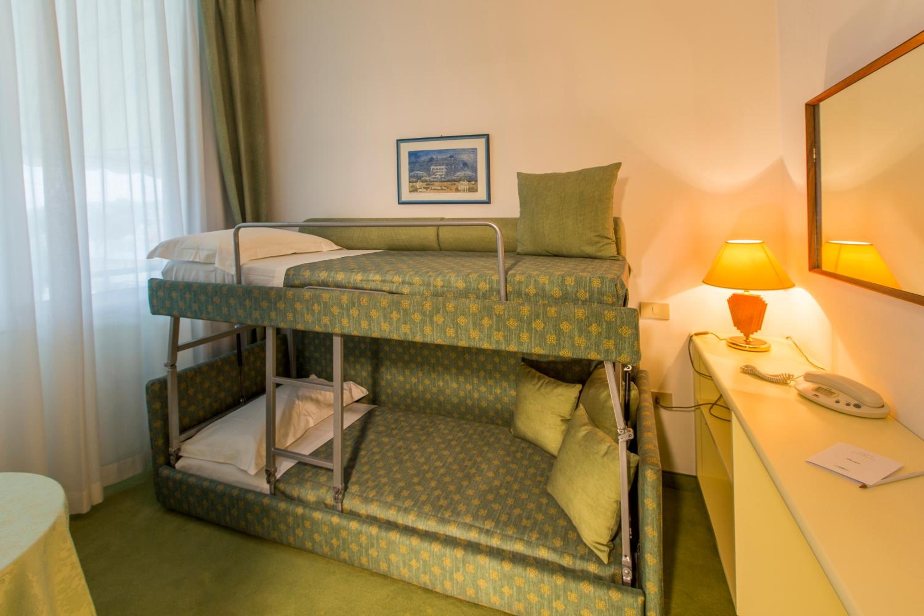 Family Suite photo 2