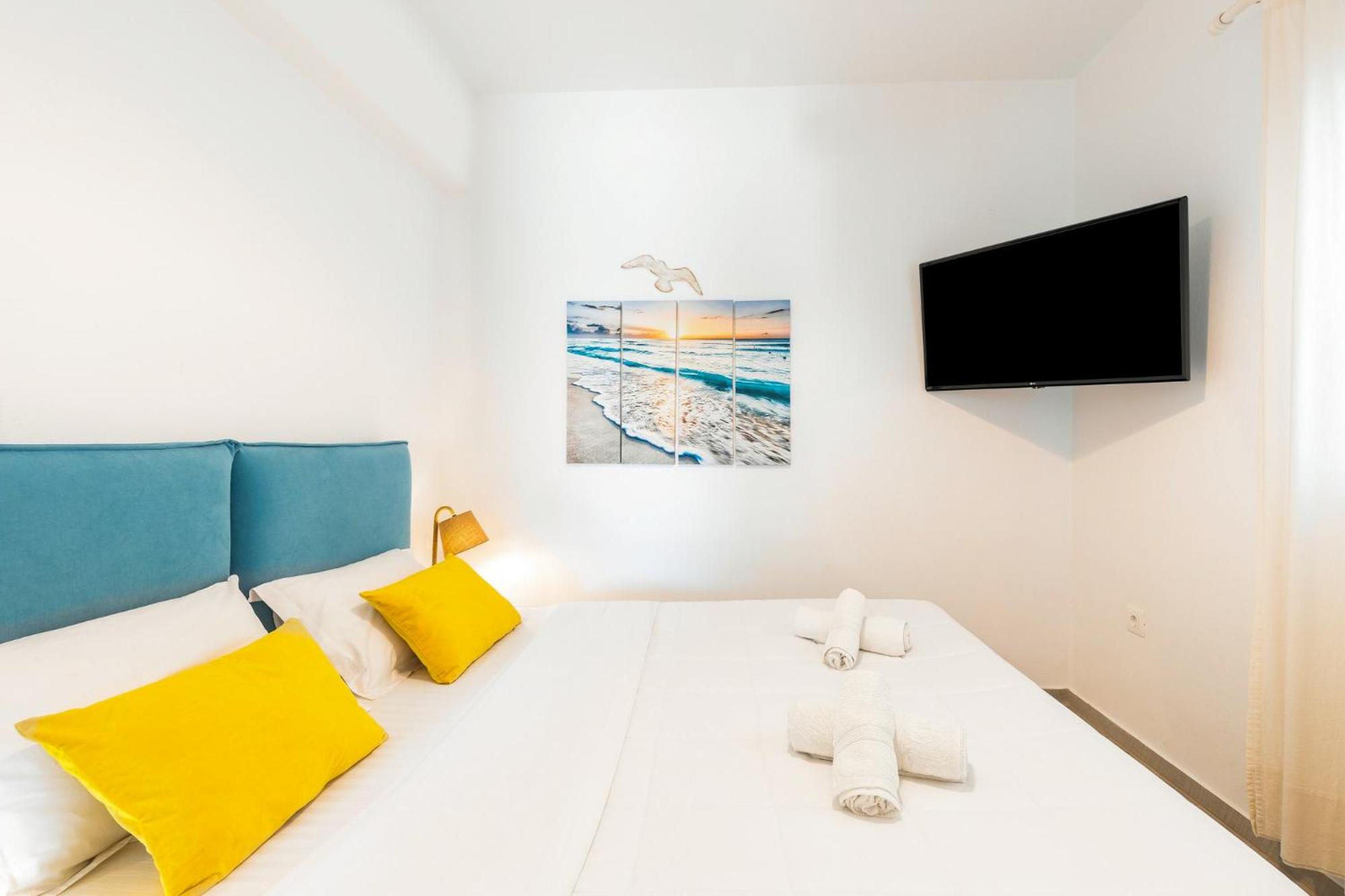 Two-Bedroom Apartment with Sea View