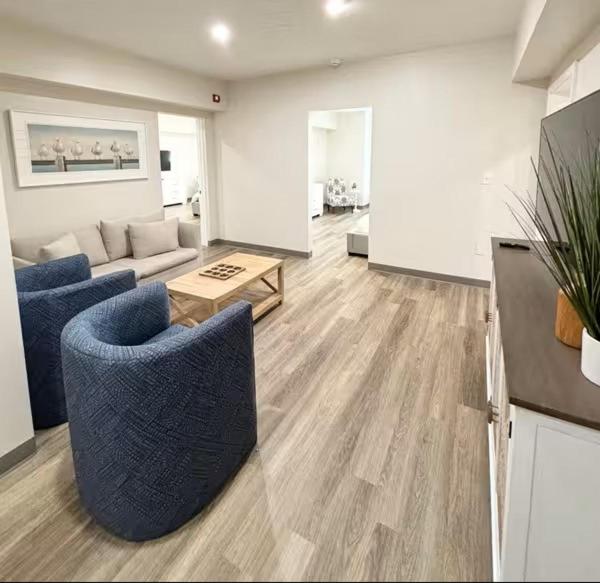 Three-Bedroom Apartment Suite photo 3