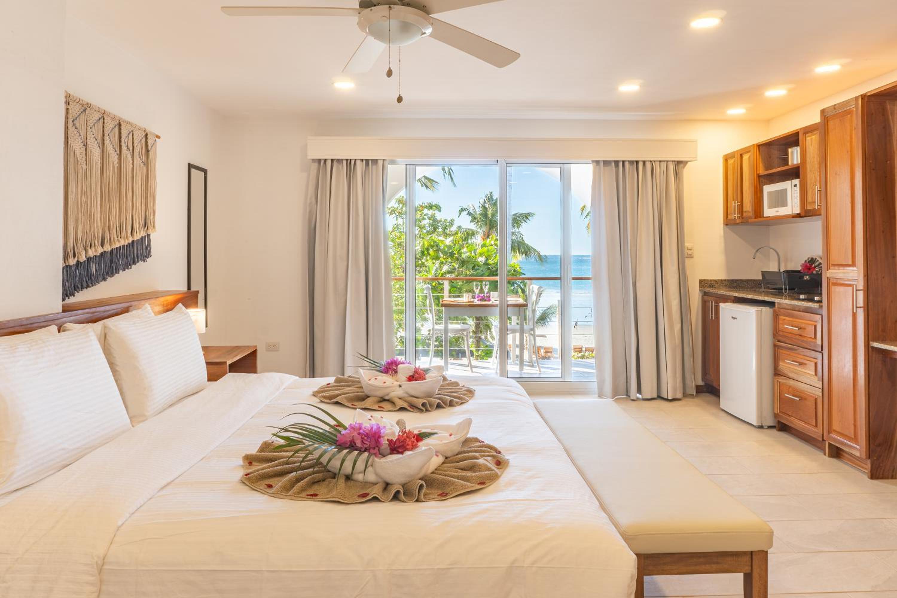 King Room with Sea View