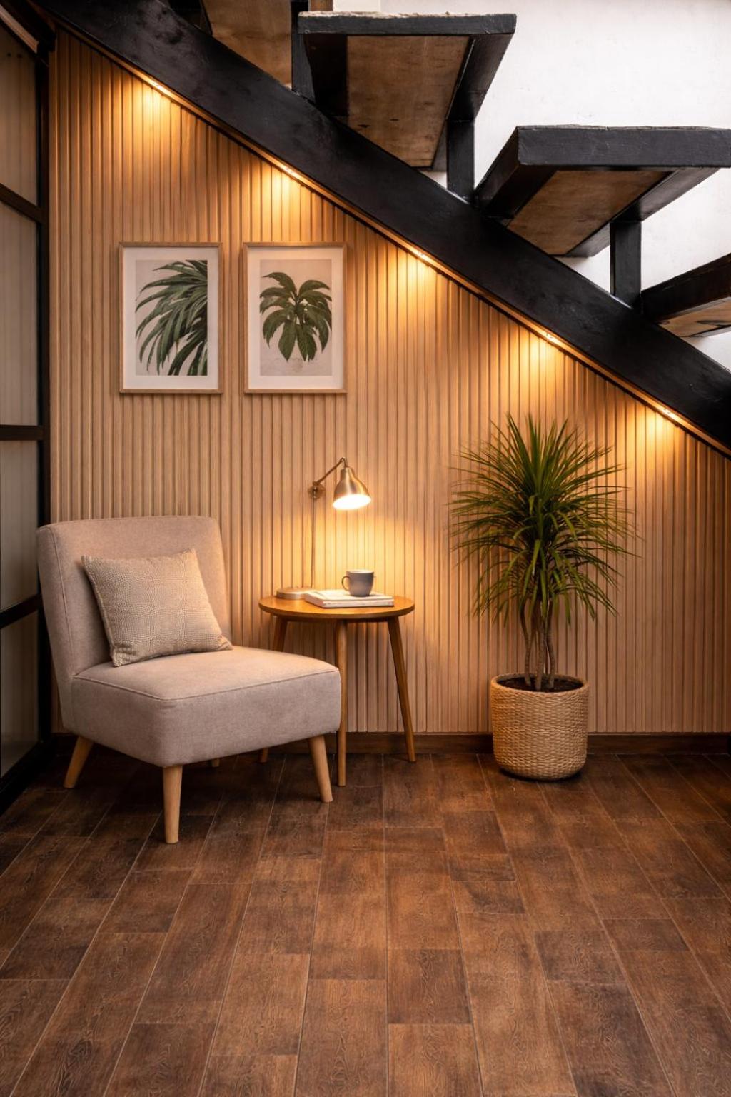 Deluxe Queen Suite