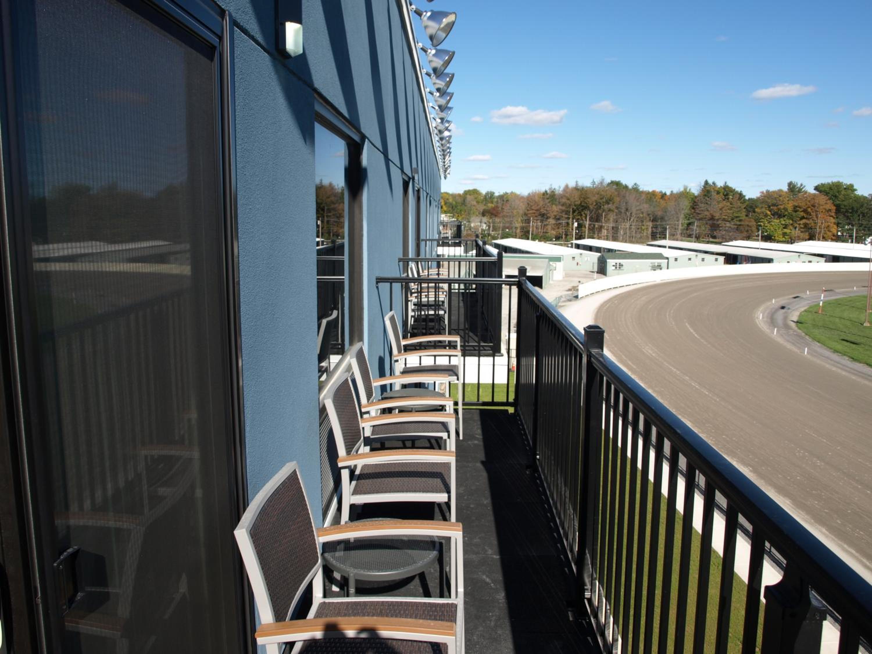 King Suite Track View