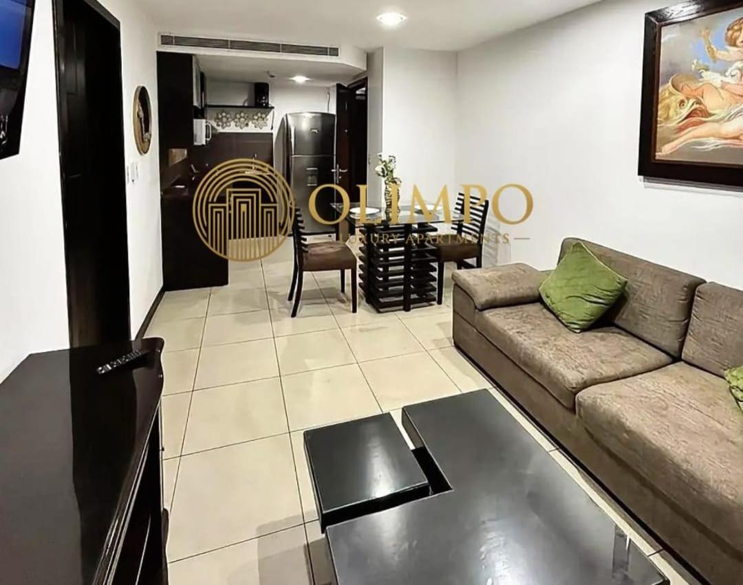 Deluxe Suite with Spa Bath