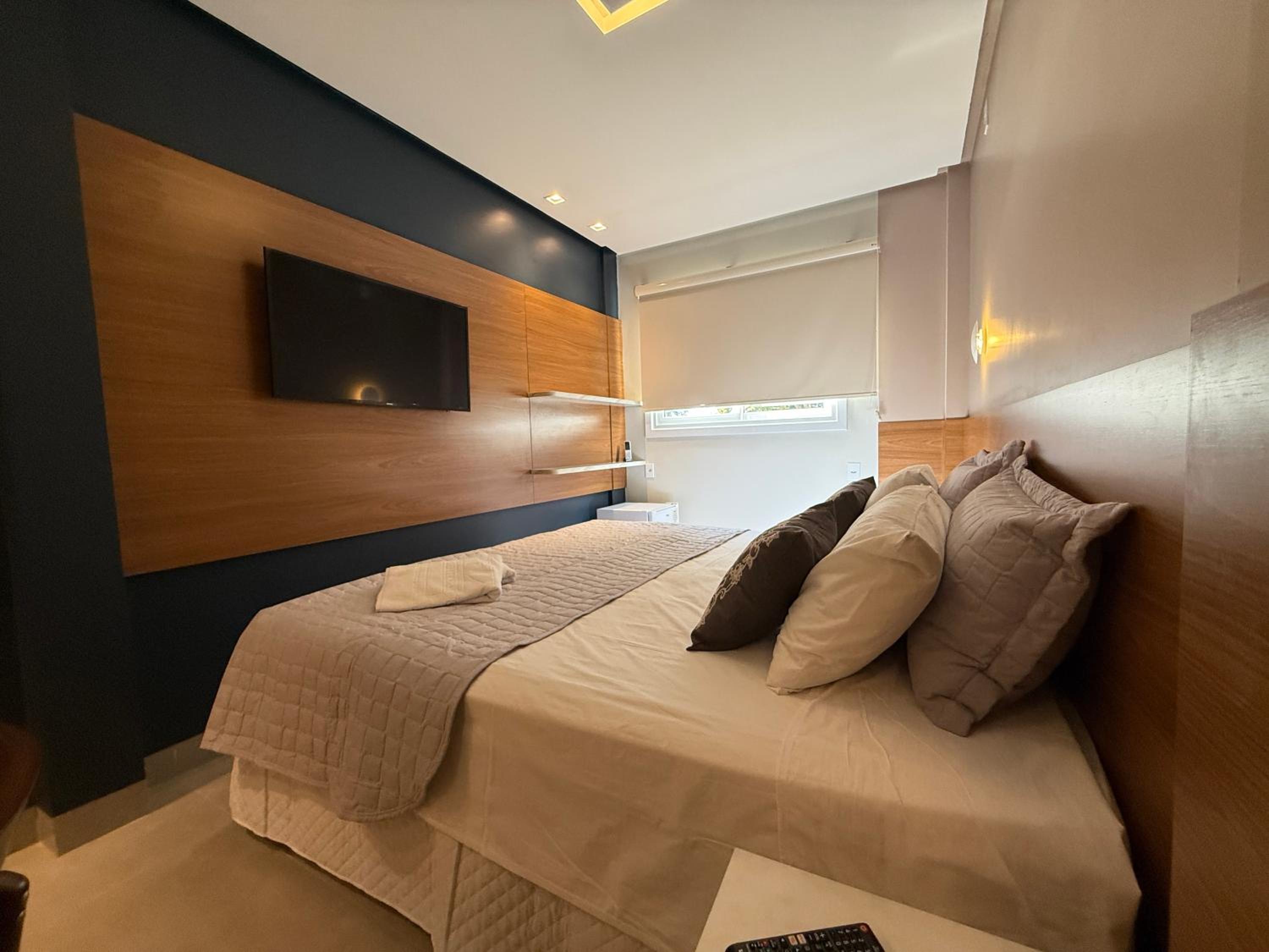 Suite - Photo 7