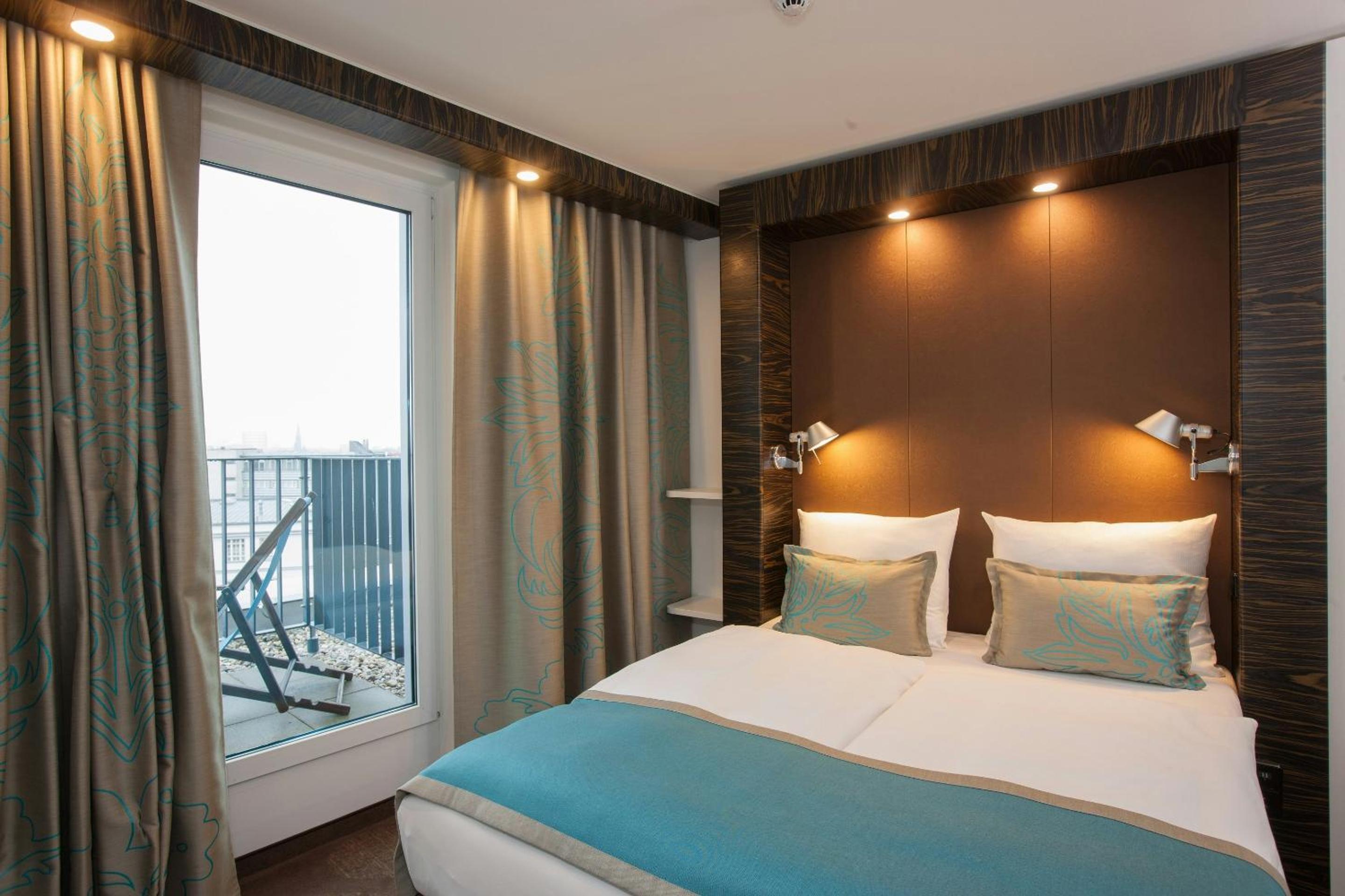 Superior Double Room with Balcony photo 3