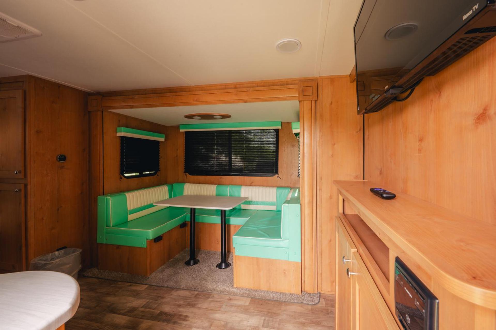 Caravan photo 3