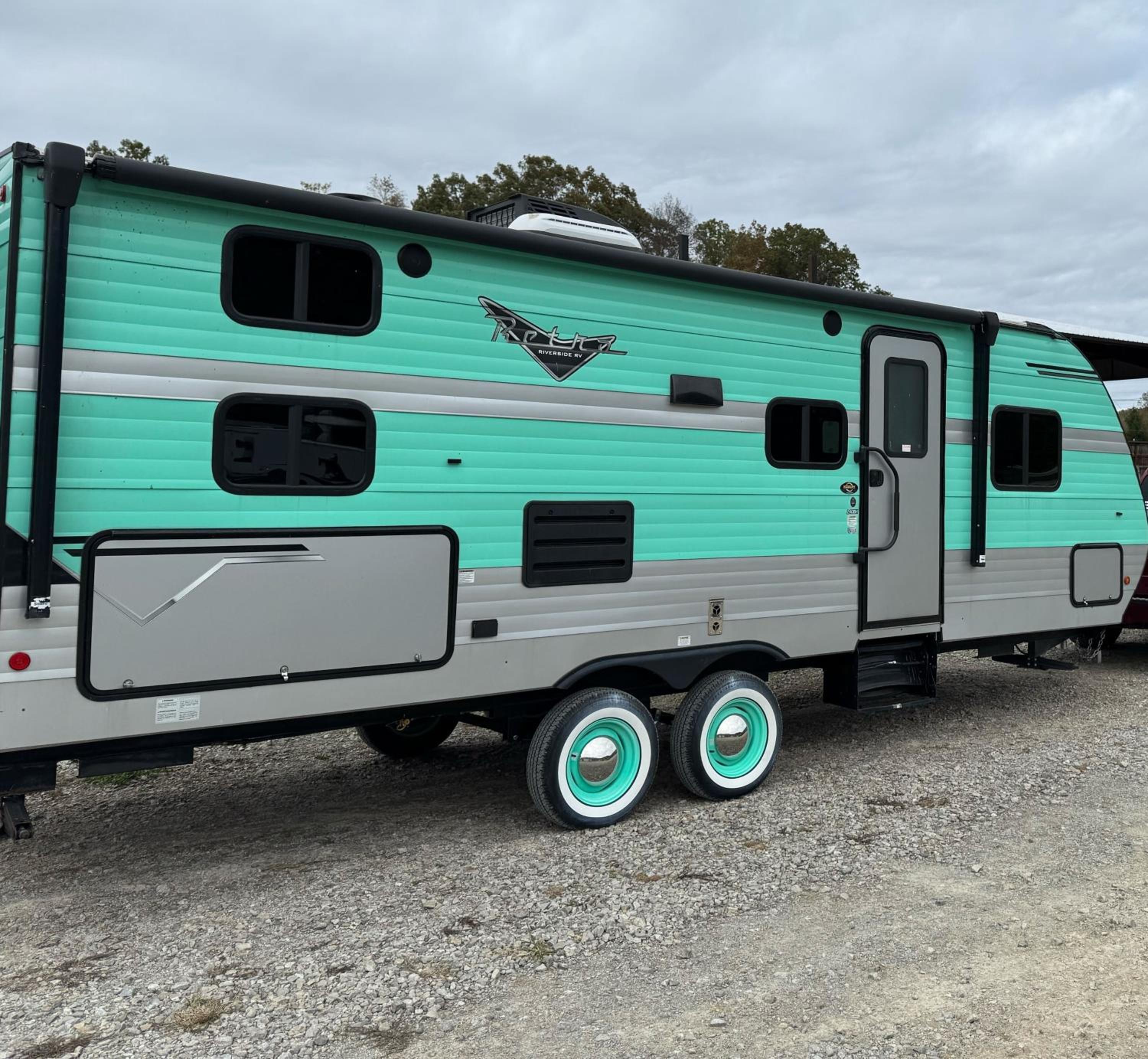 Caravan photo 1