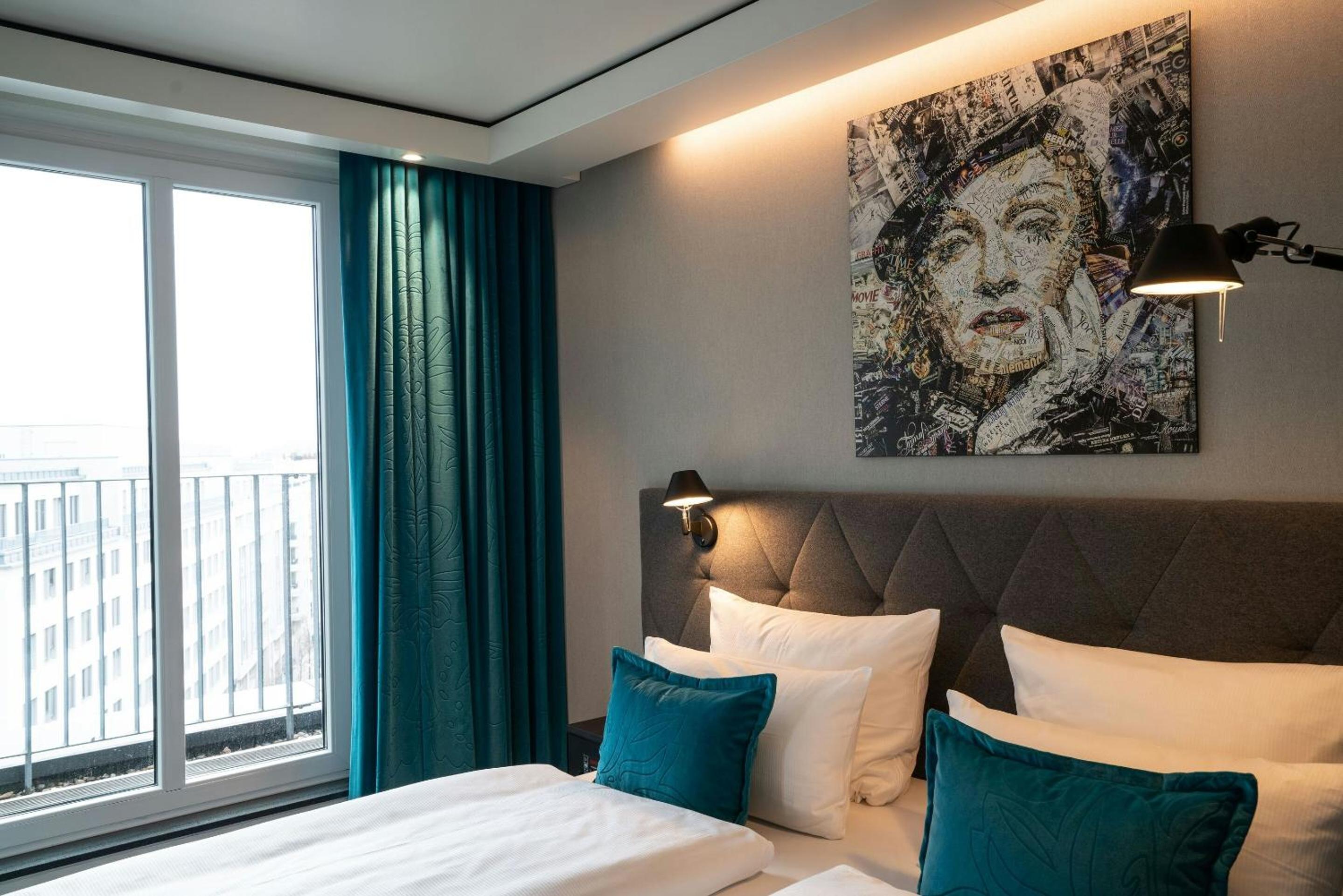 Standard Double Room with Balcony photo 3