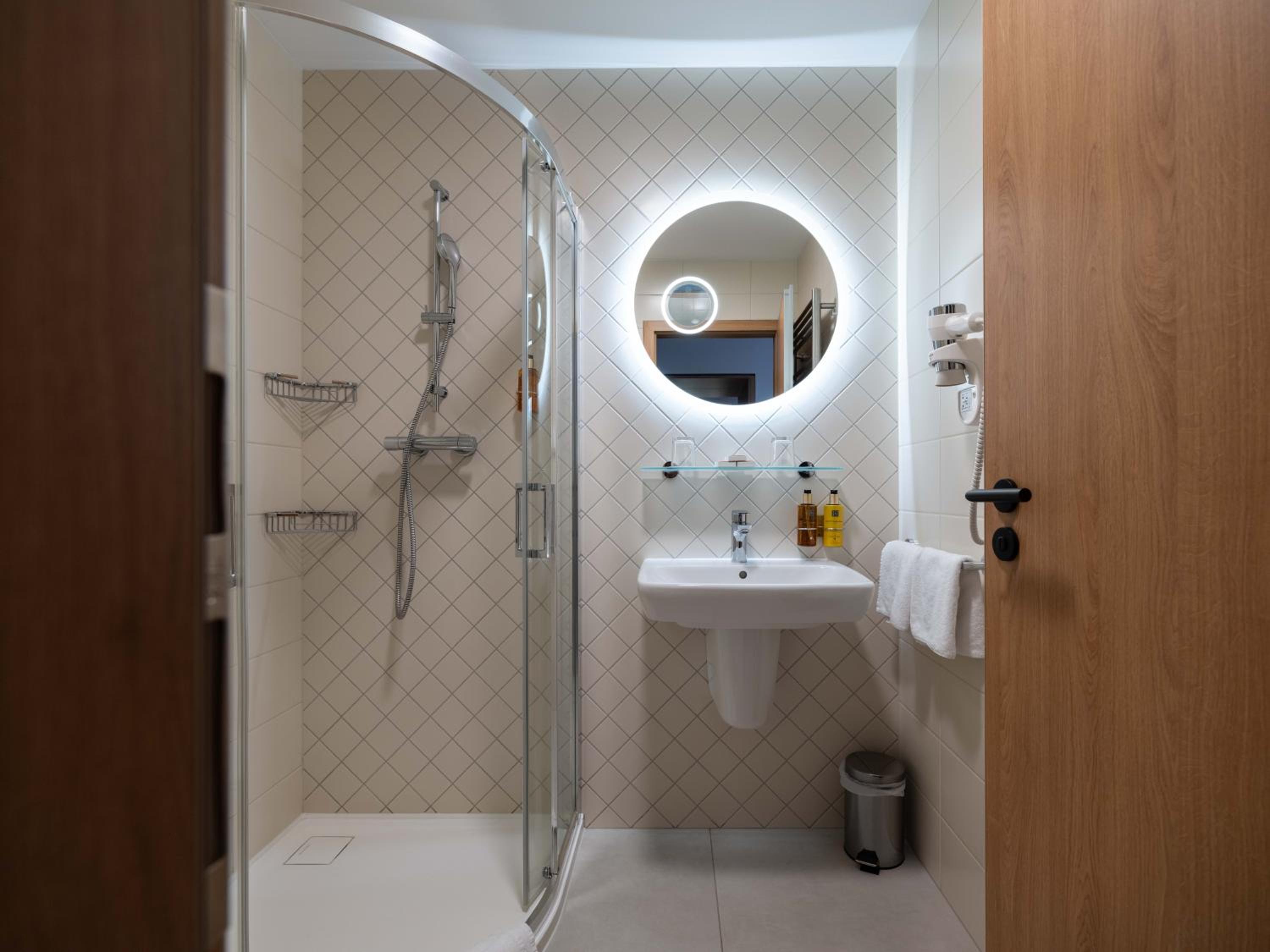 Superior Twin Room photo 3