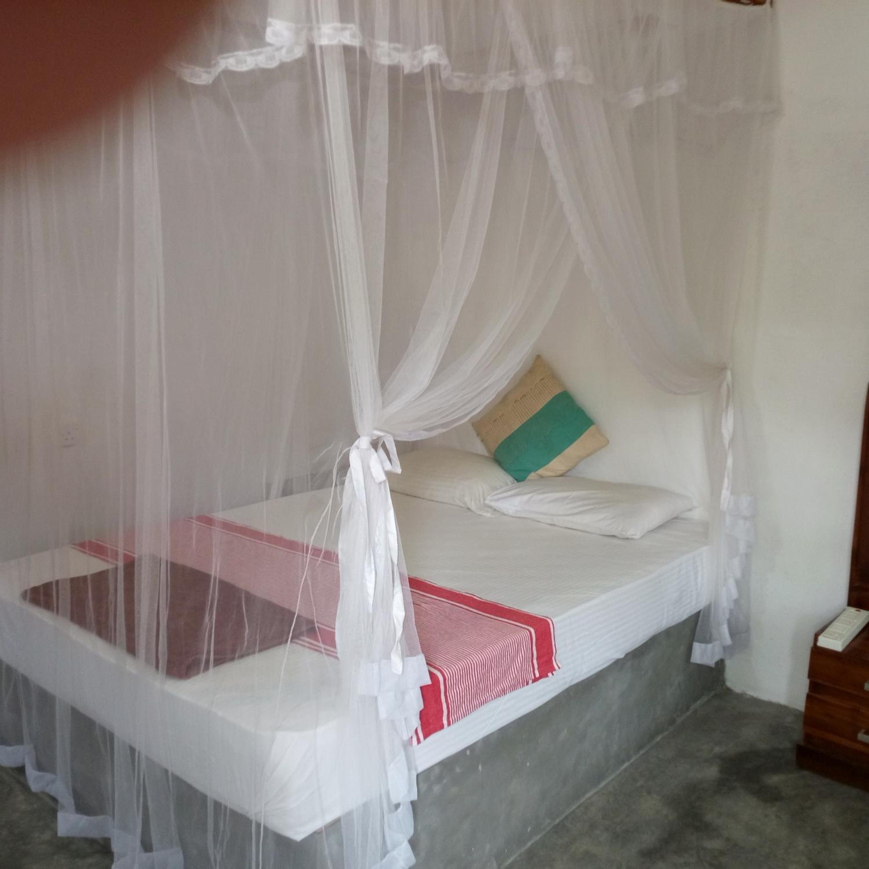Budget Double Room photo 3