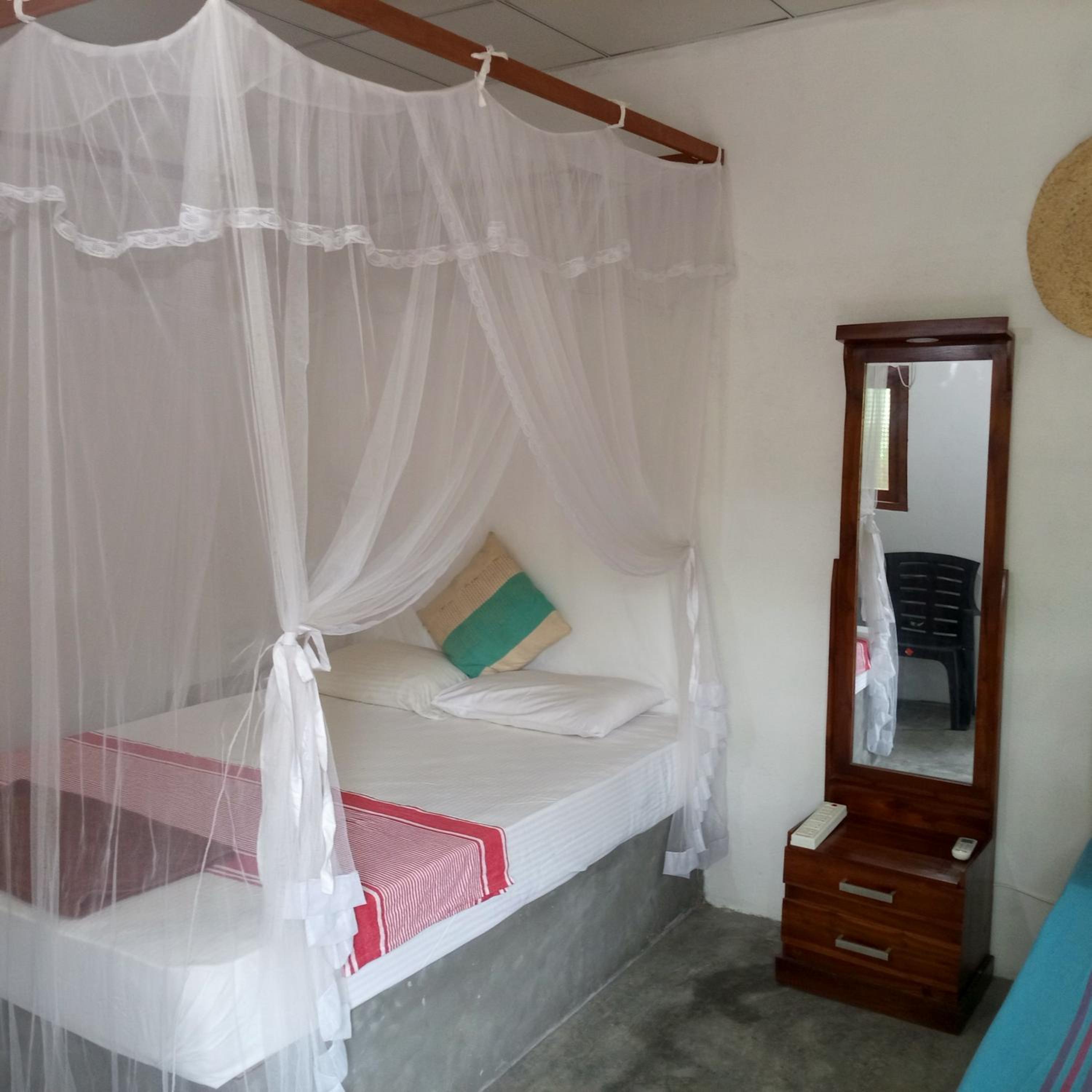 Budget Double Room photo 2