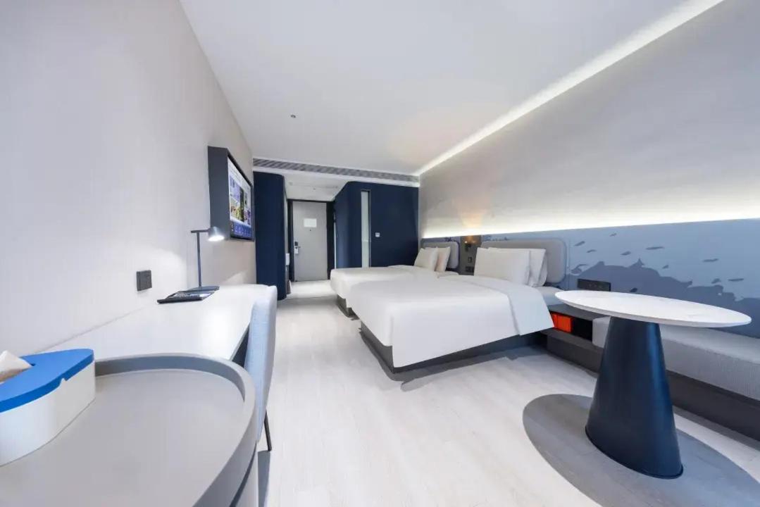 Light Twin Room photo 3