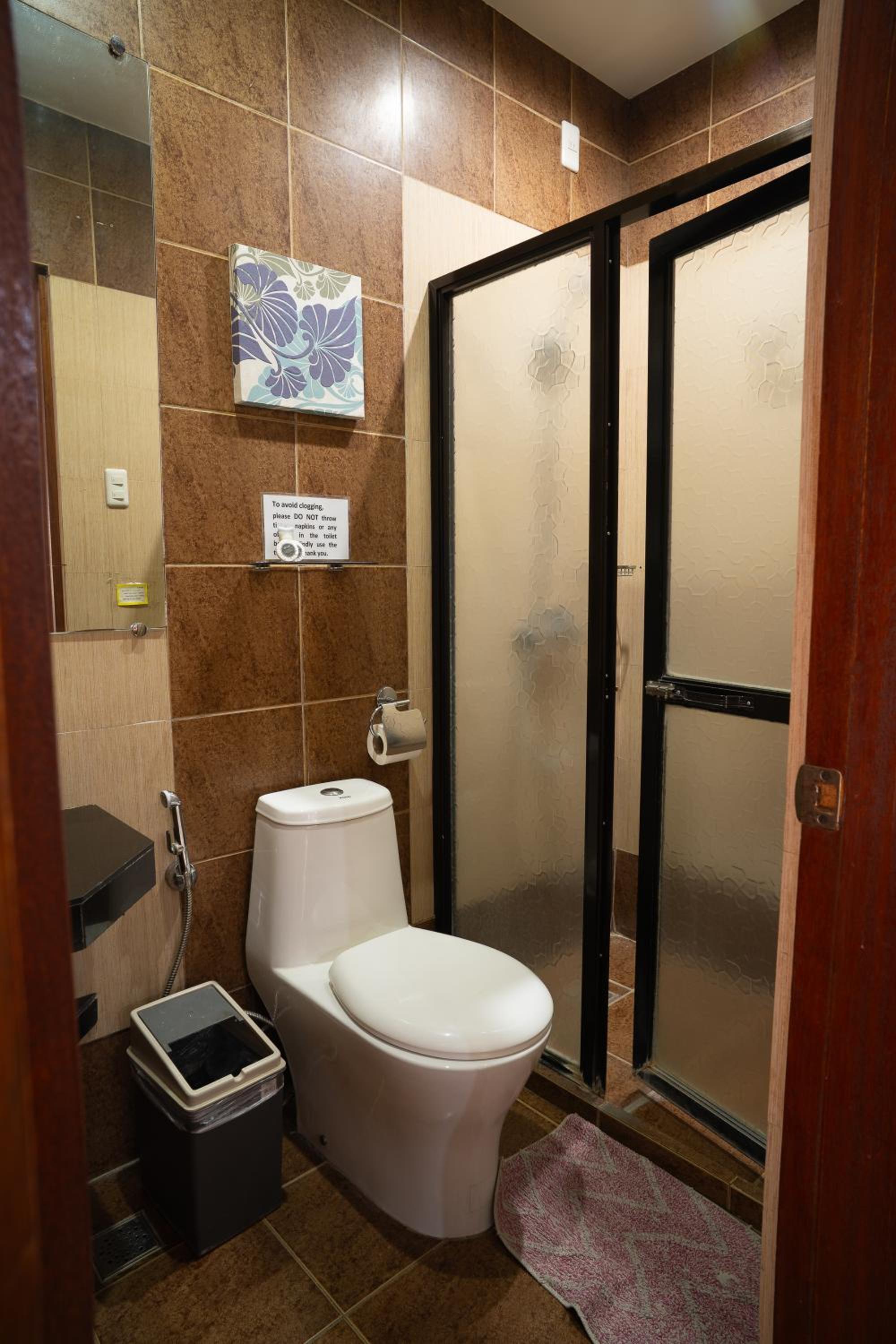 Queen Suite - Photo 5