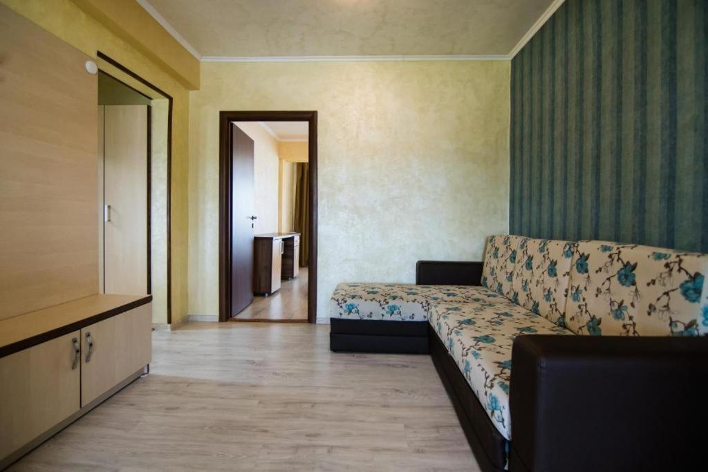Two-Bedroom Apartment with Balcony photo 1