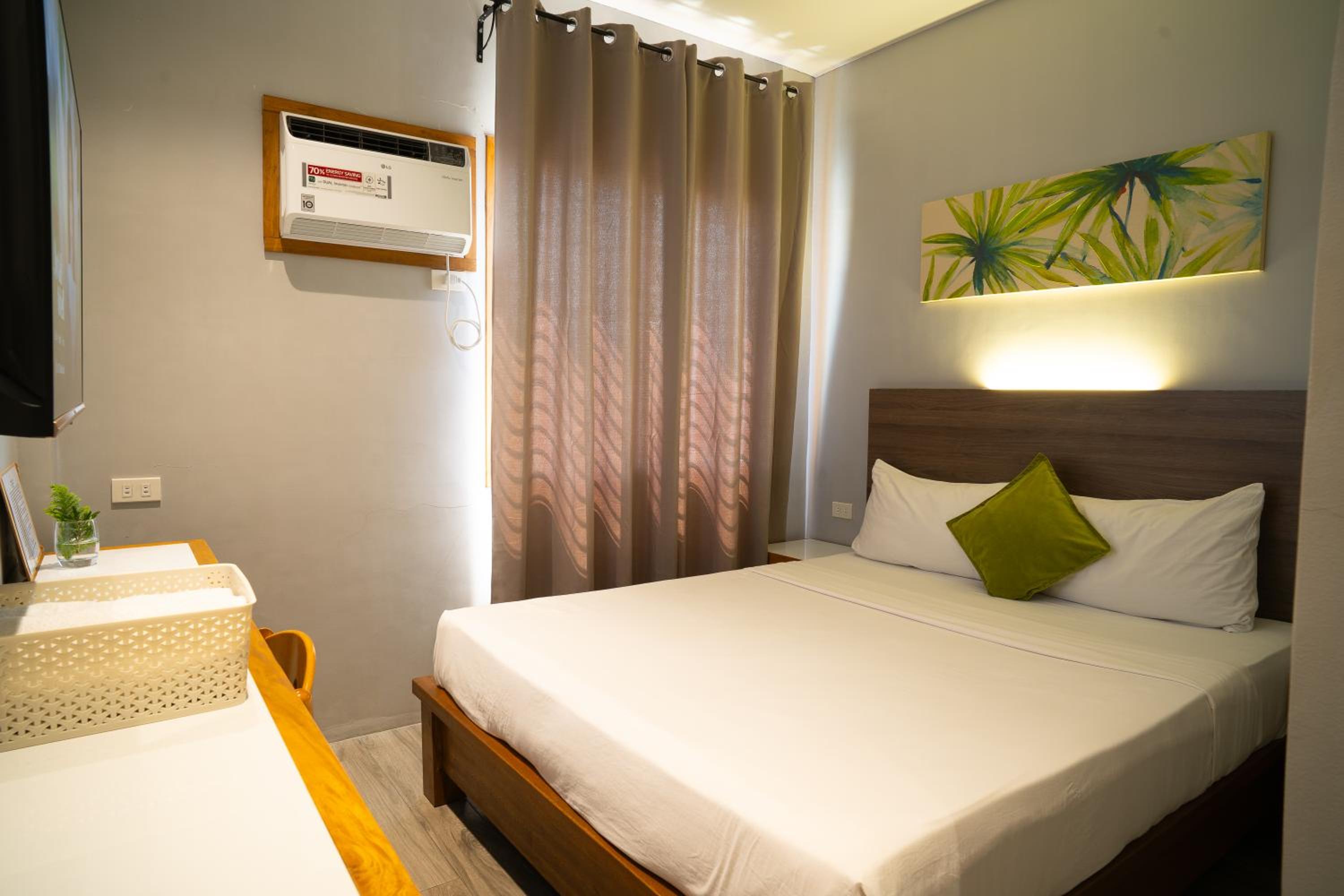 Deluxe Room - Photo 4