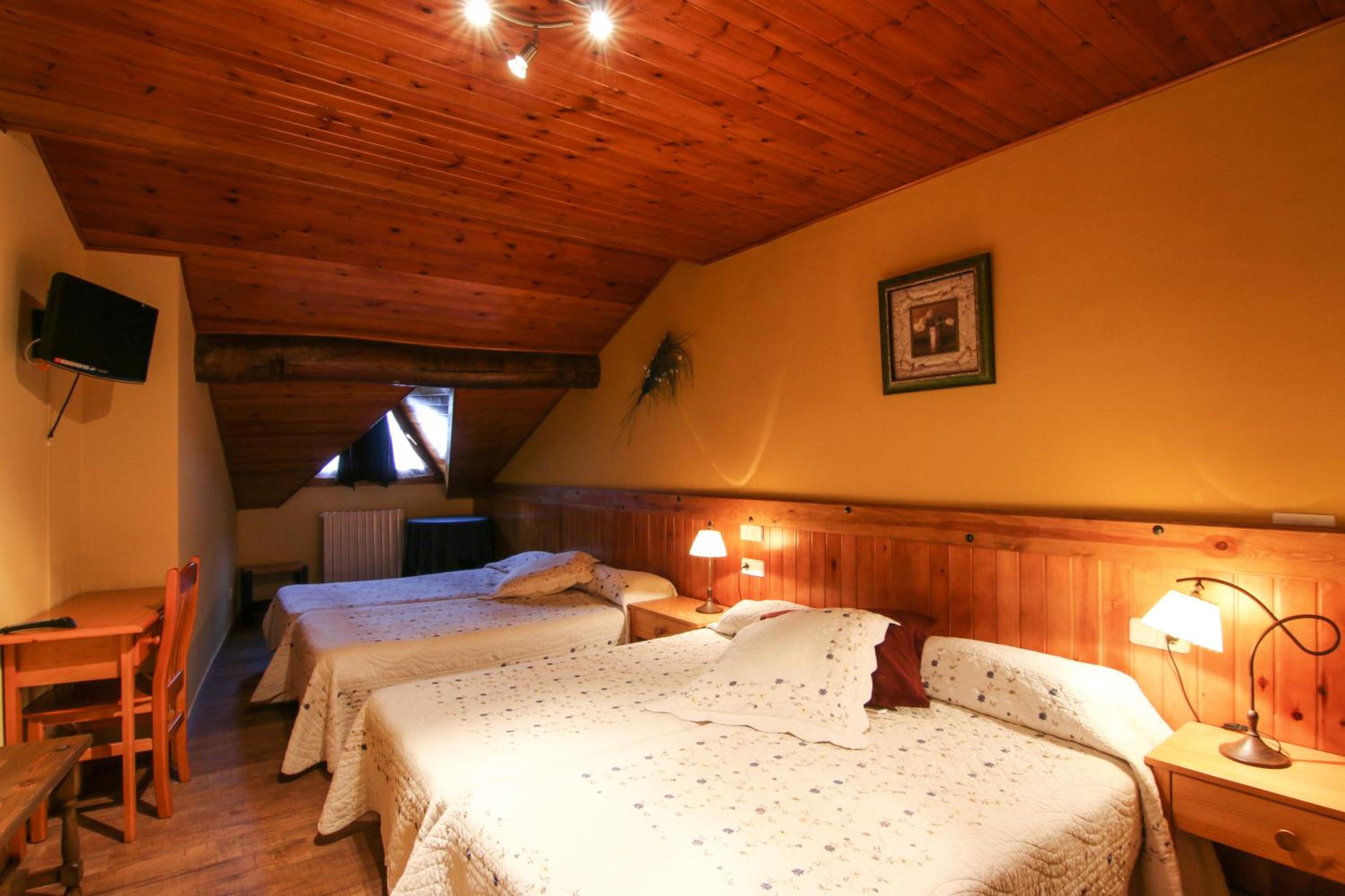 Quadruple Room photo 2