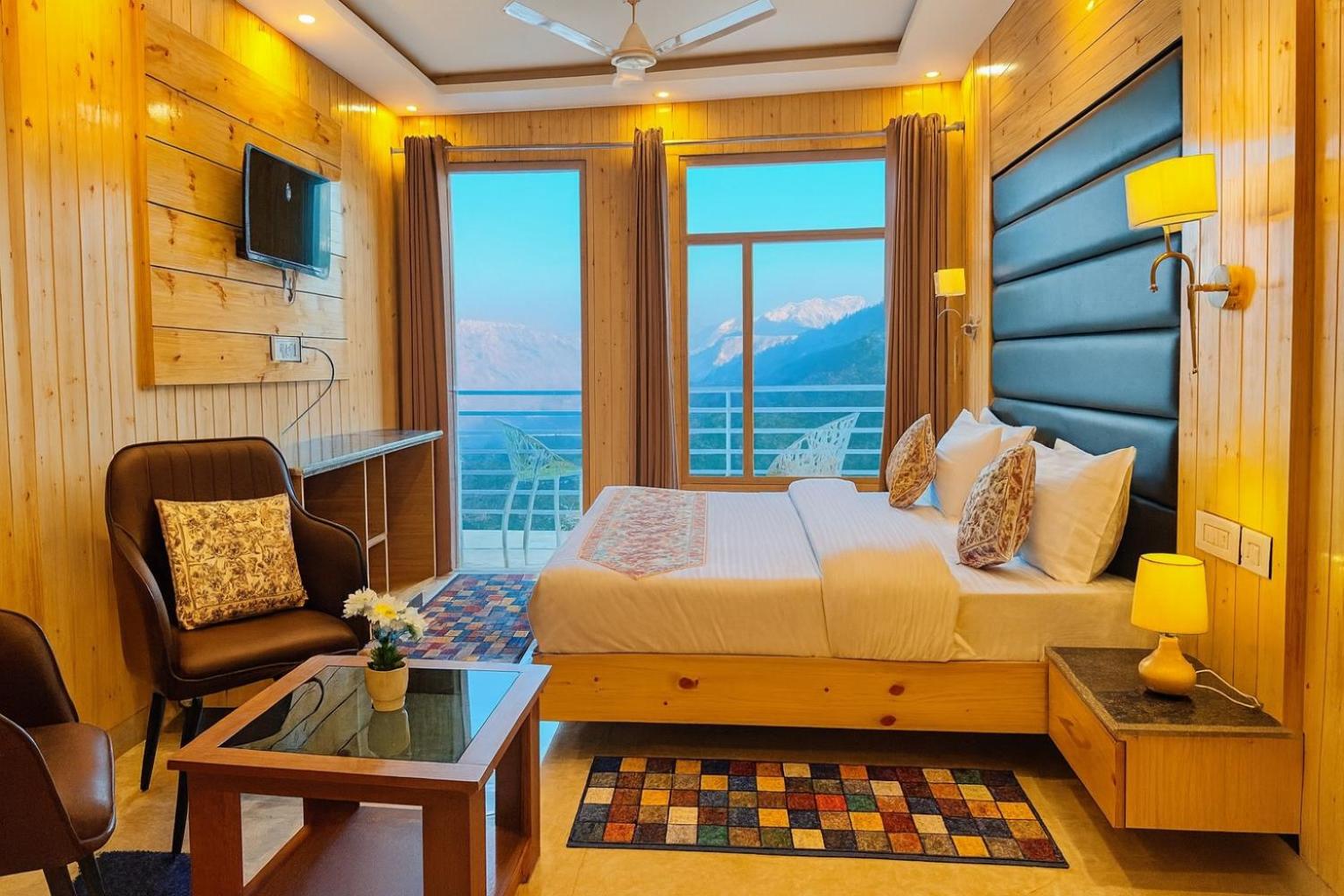 King Room with Balcony