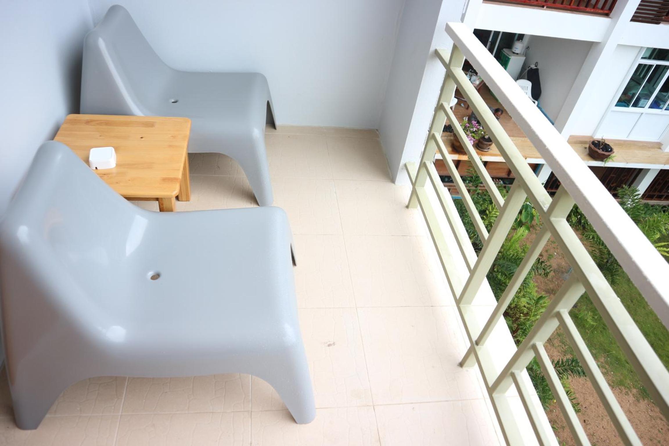 Standard Twin Room with Air Conditioning photo 3