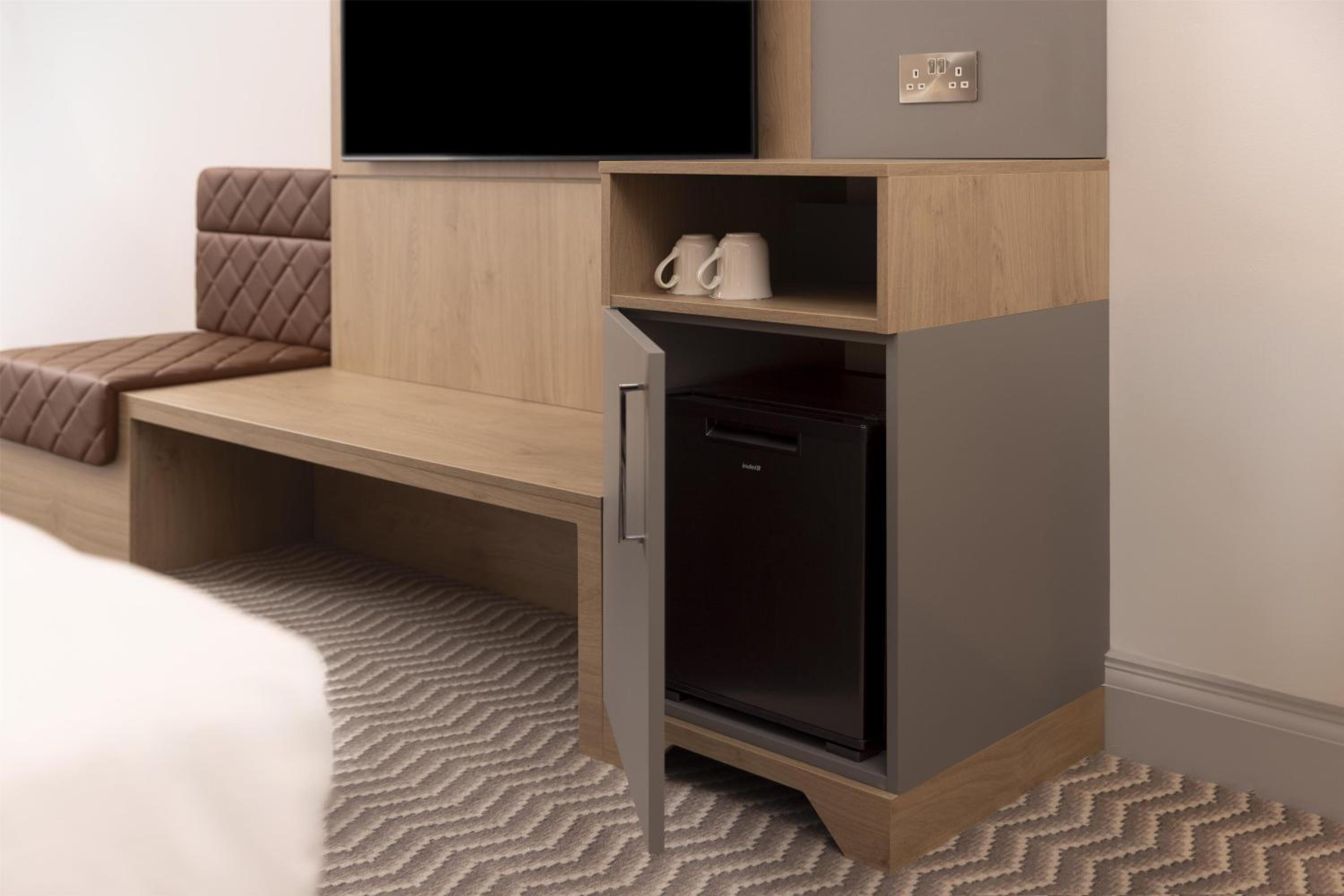 Deluxe King Room - Photo 1