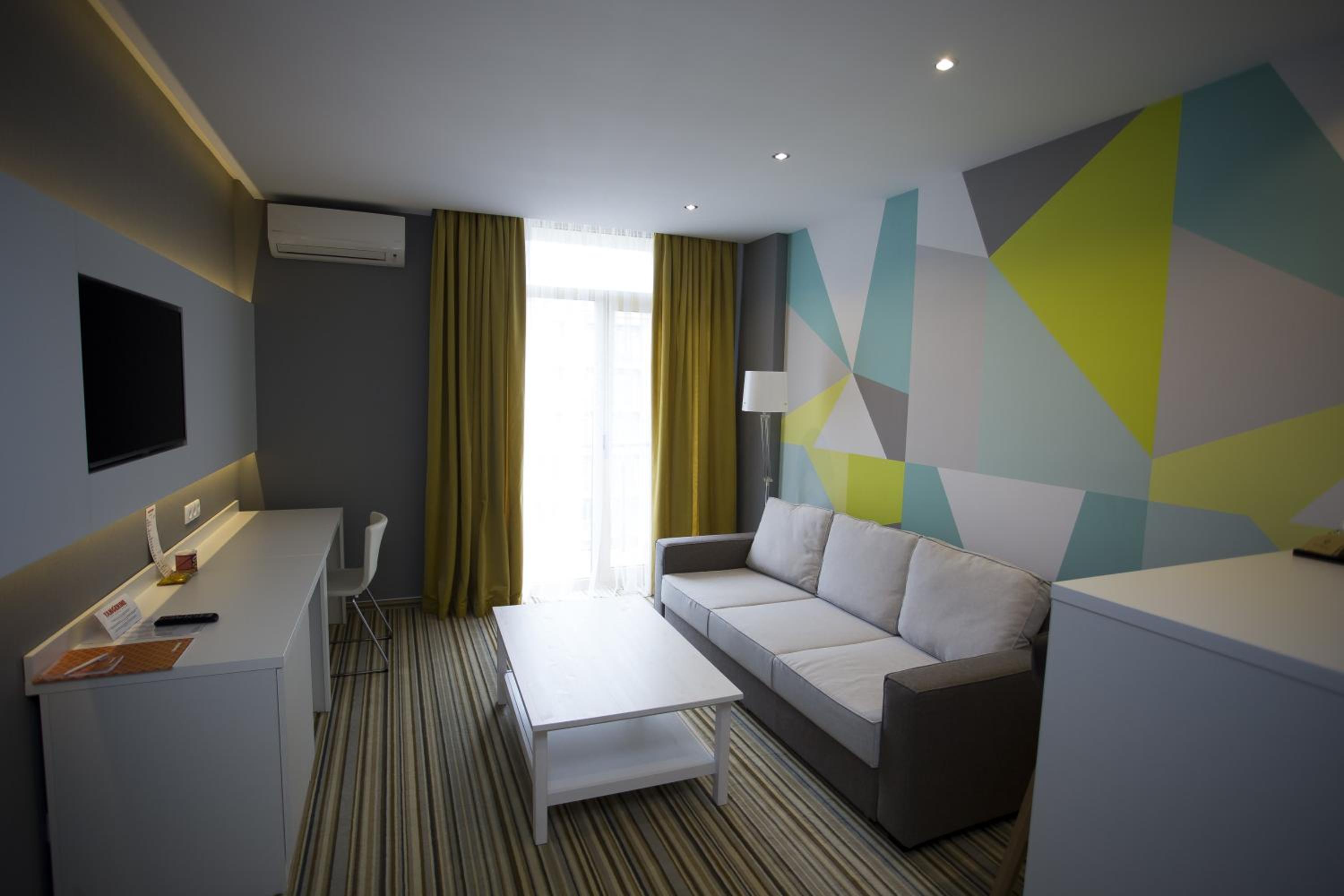 Family Suite - Photo 33