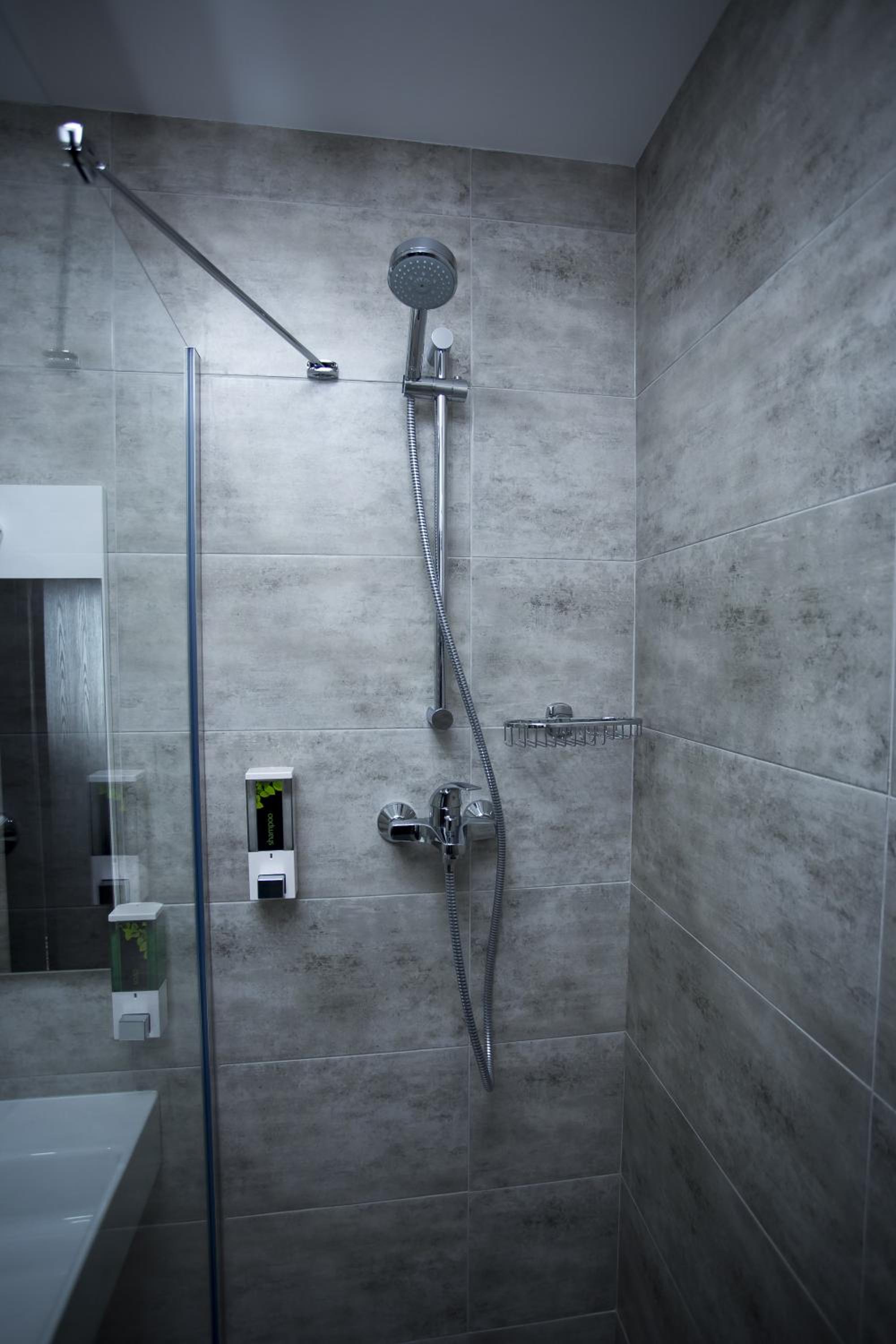 Standard Double or Twin Room with Sea View - Photo 6