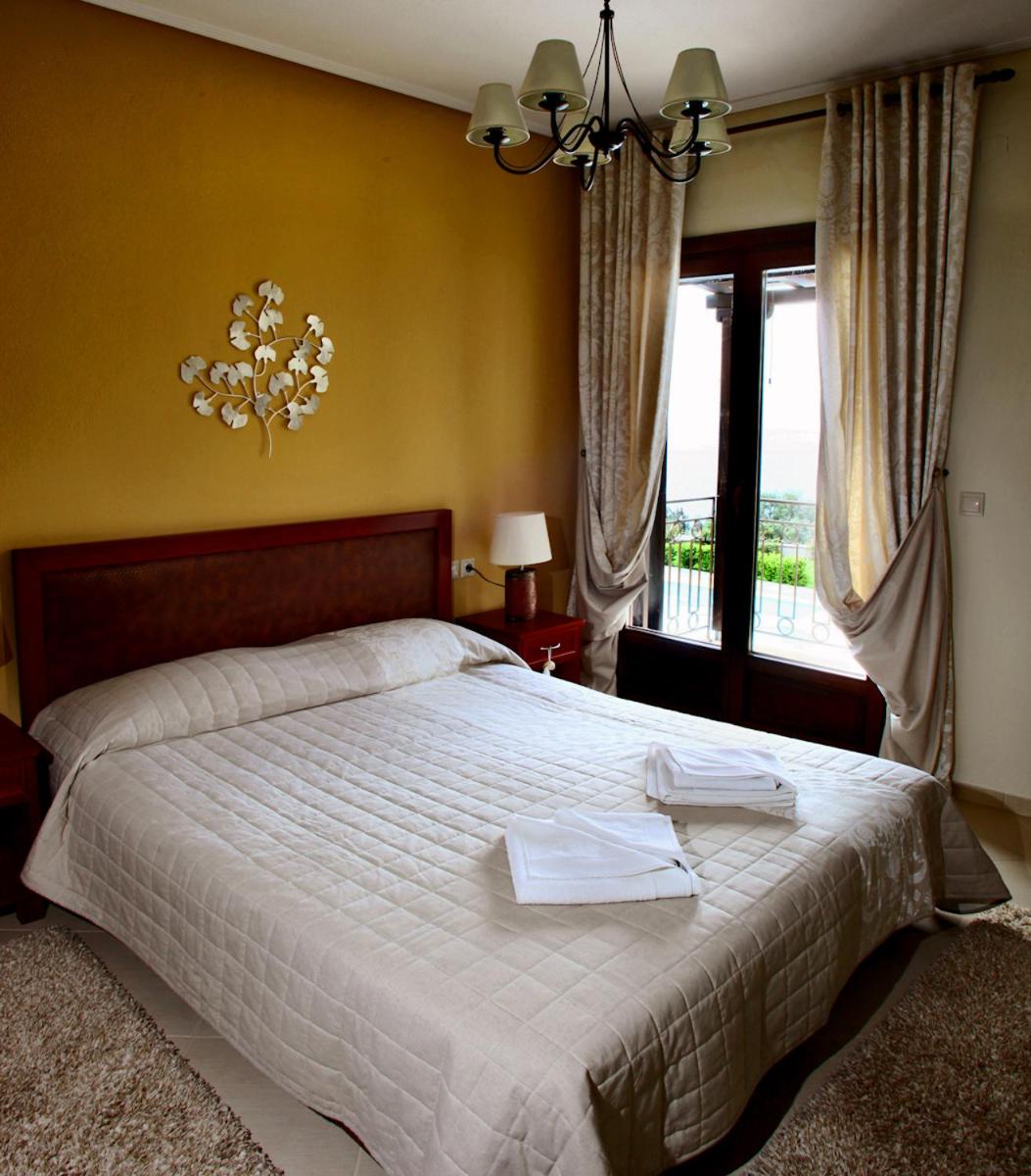 Villa with Private Pool photo 3
