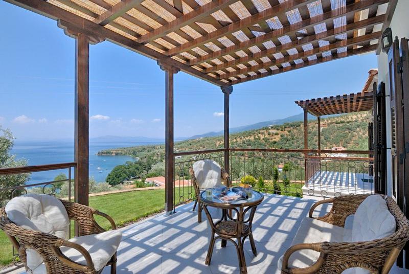 Villa with Private Pool photo 3