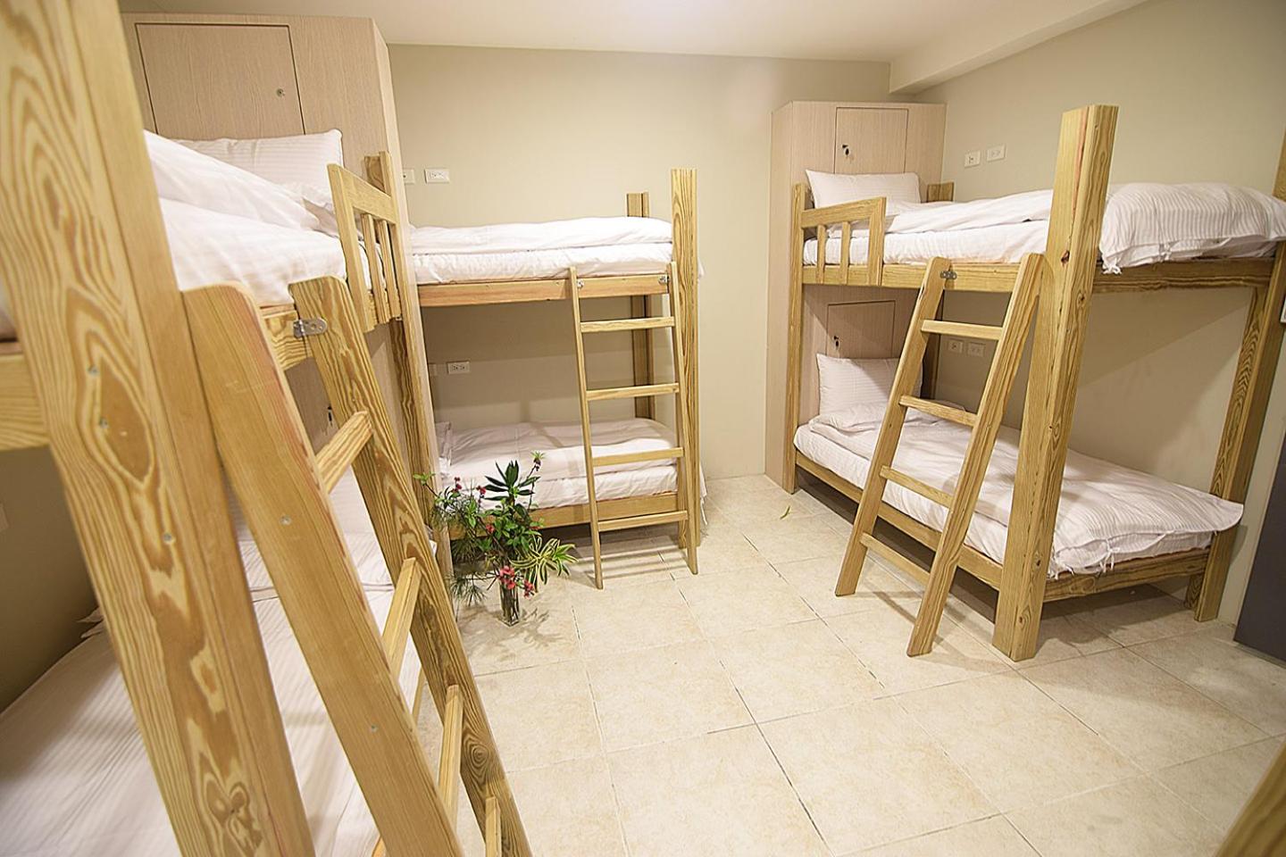 8-Bed Mixed Dormitory Room