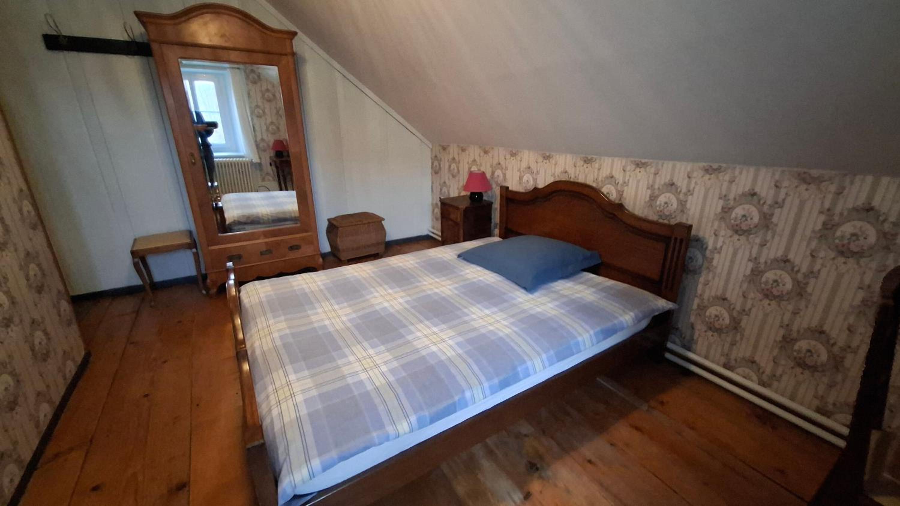 Single Room with Bathroom photo 2