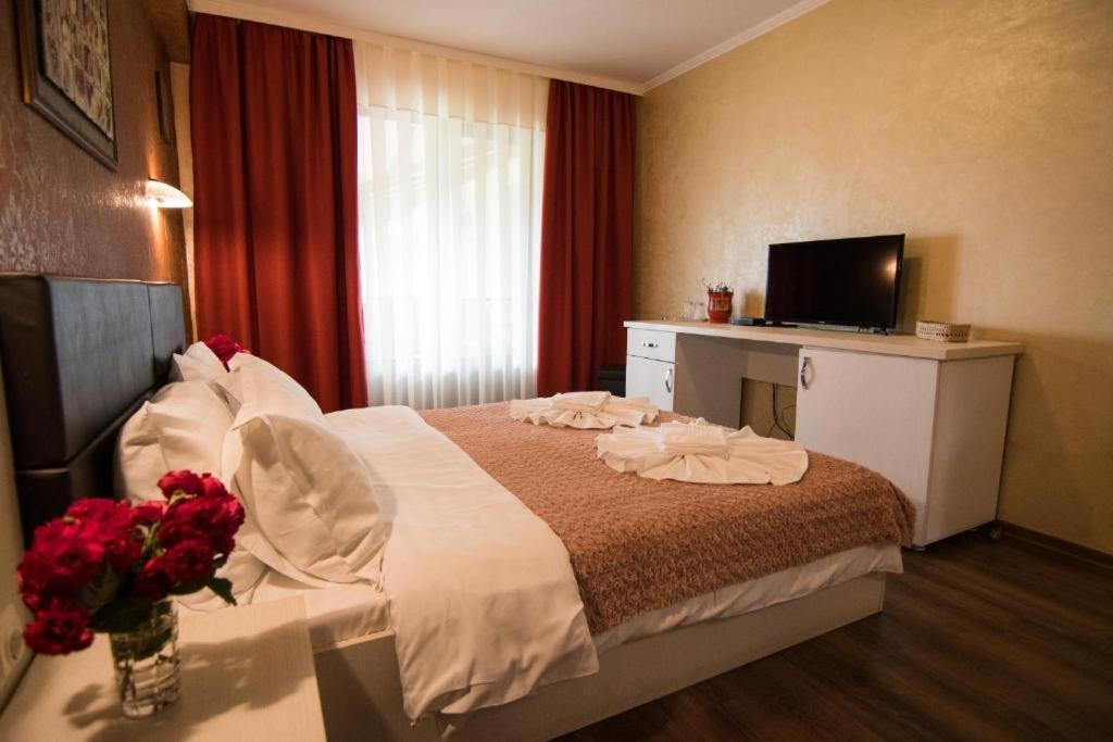 Deluxe Double or Twin Room with Balcony photo 3