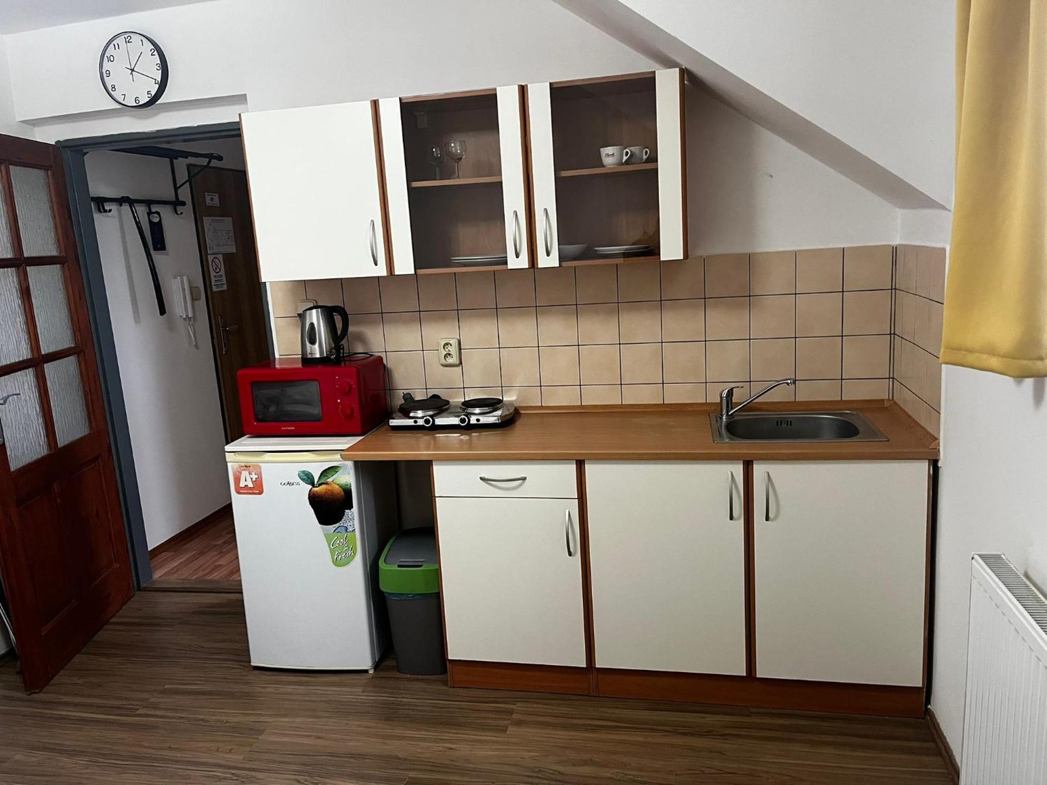 Single Room with Bathroom photo 3