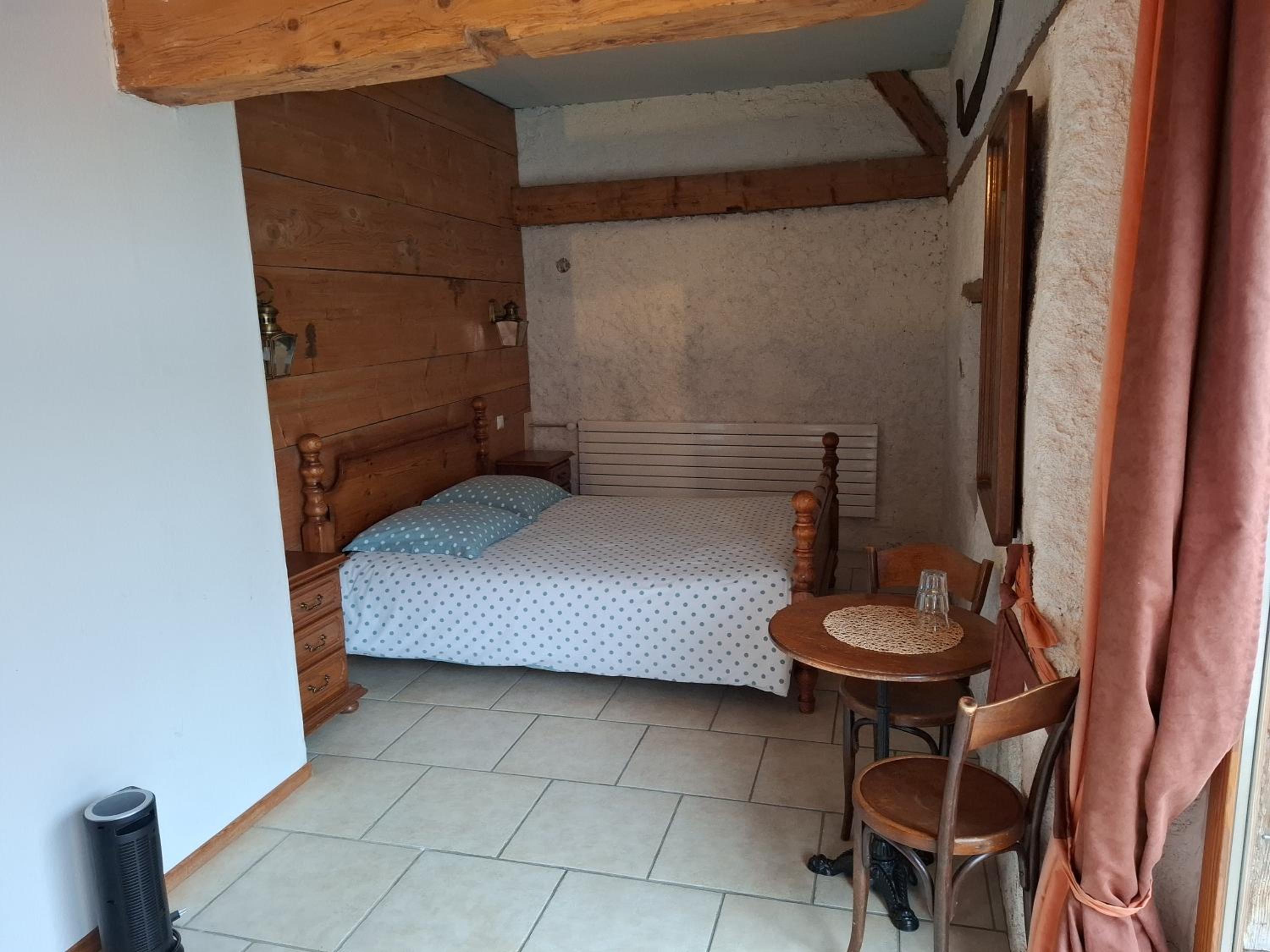 Double Room with Private Bathroom