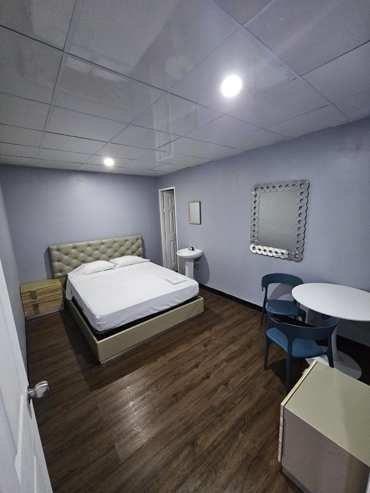 Standard Double Room photo 2