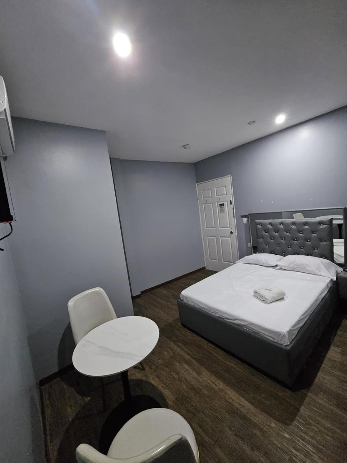 Standard Double Room photo 3